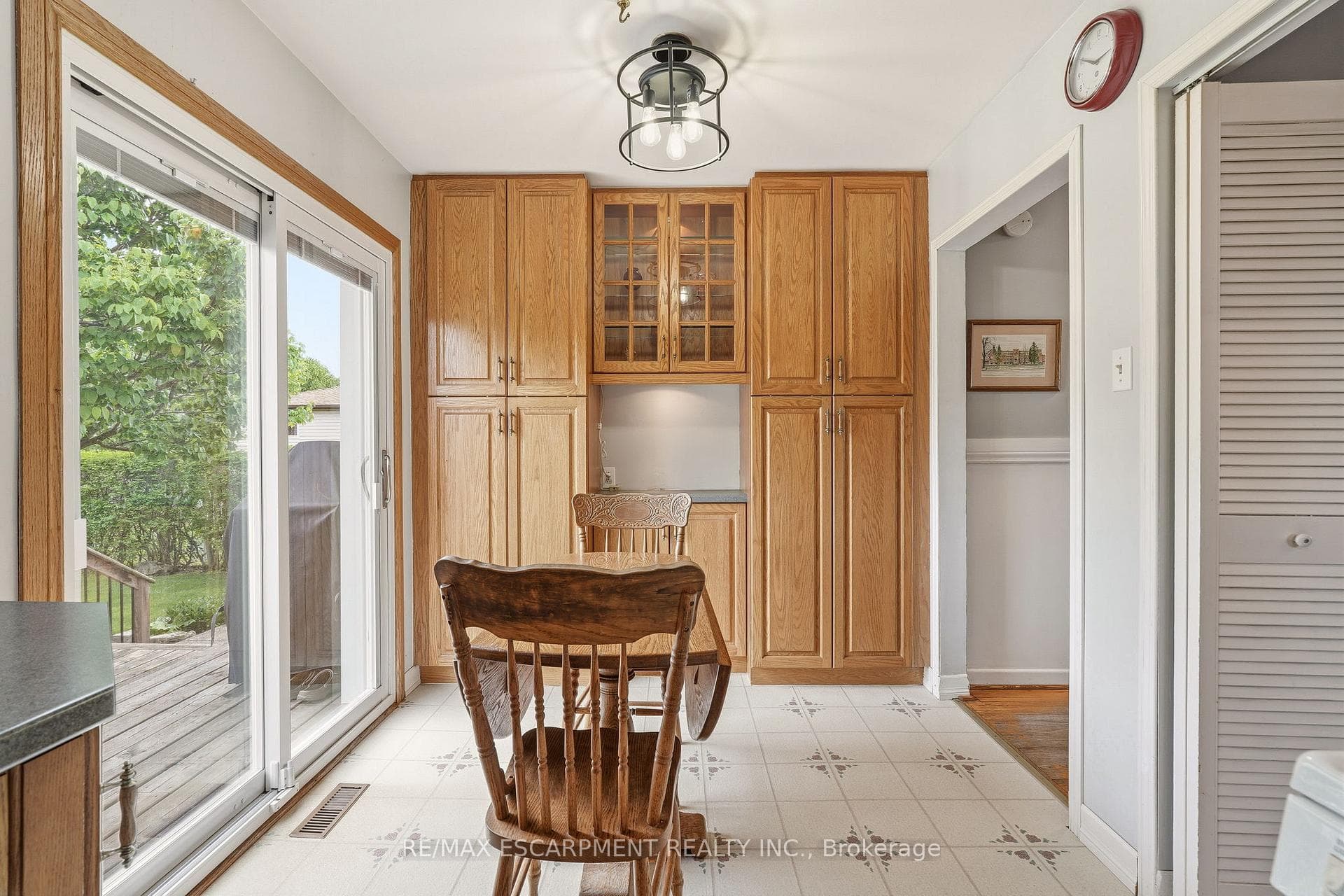 731 Mullin Way - Detached photo 22 of 50 in Burlington, Ontario
