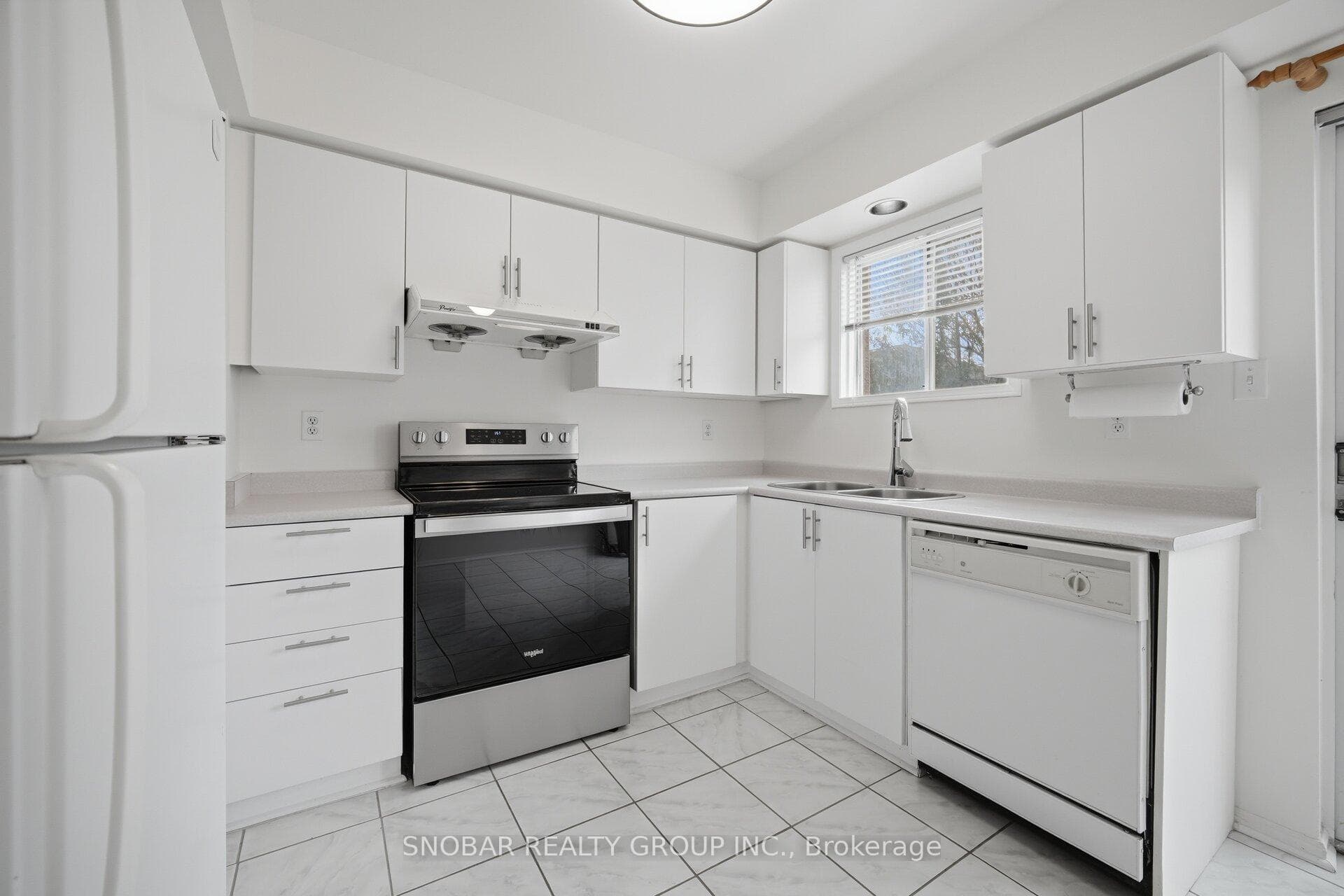 1050 Bristol Road Unit 31 - Condo photo 12 of 27 in Mississauga, Ontario