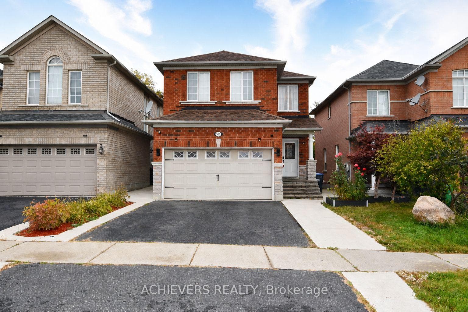 521 Navigator Drive - home for sale in Mississauga, Ontario