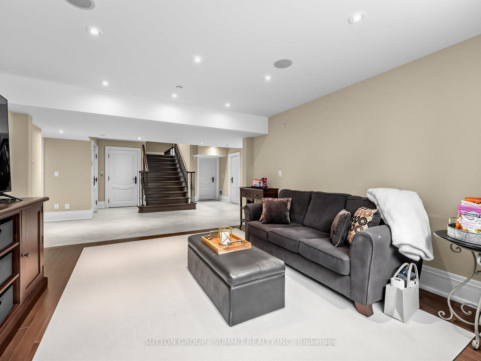 217 Eastcourt Road - Detached photo 31 of 47 in Oakville, Ontario