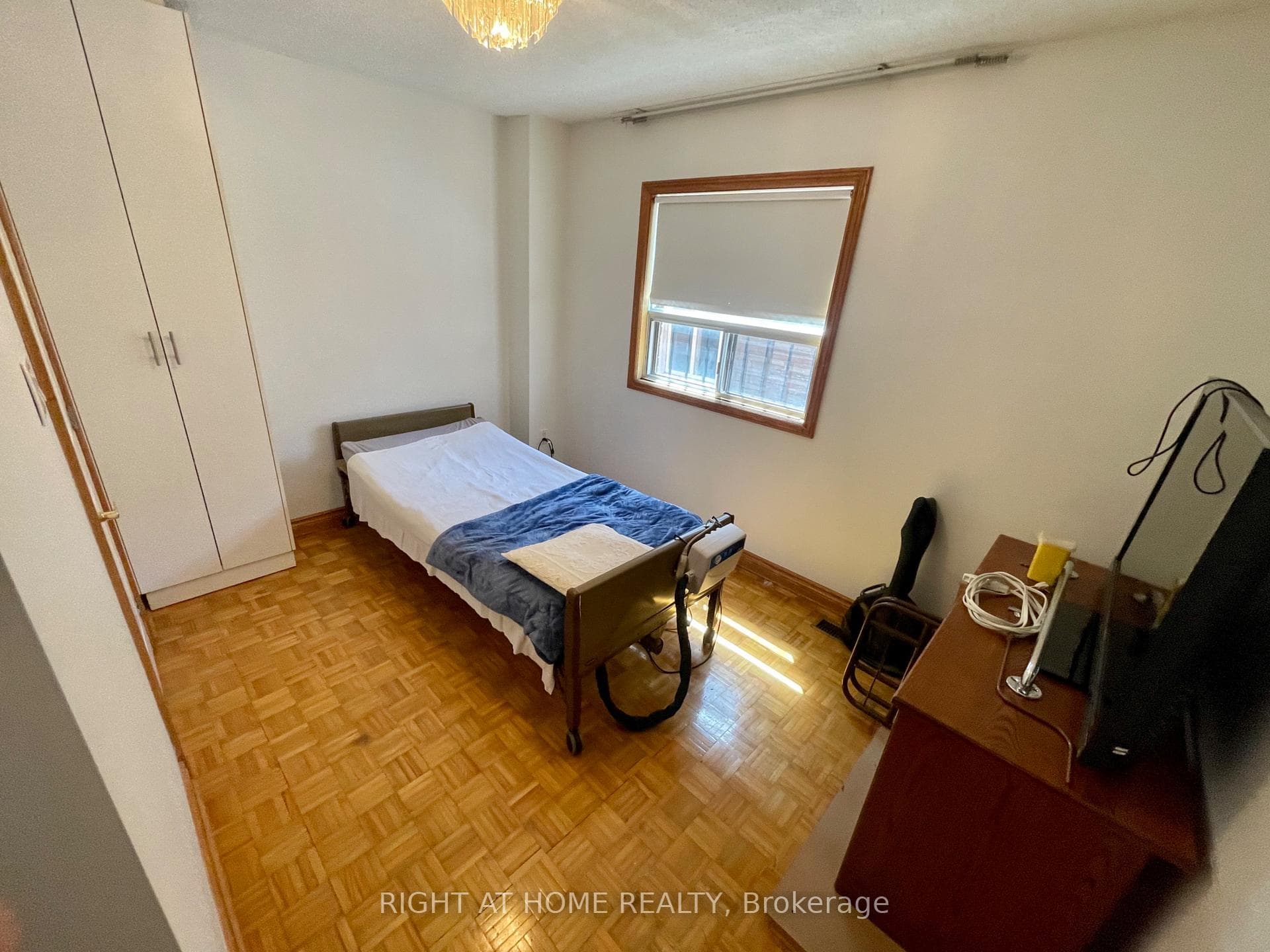 40 Bellevue Avenue - Semi-Detached photo 18 of 34 in Downtown Toronto / Waterfront, Ontario