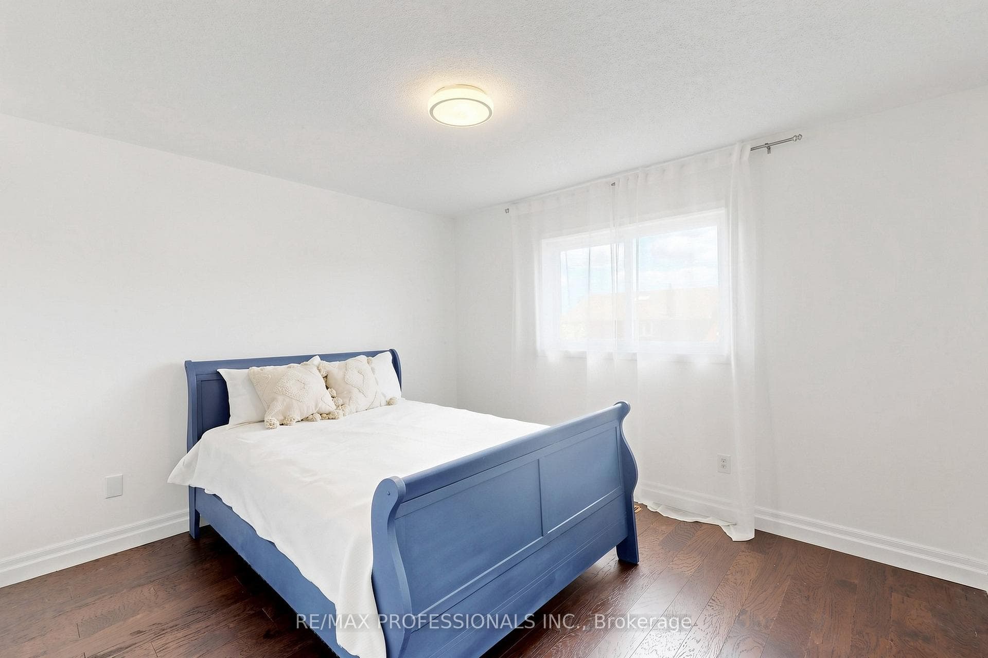 970 Silversmith Drive - Detached photo 33 of 50 in Mississauga, Ontario