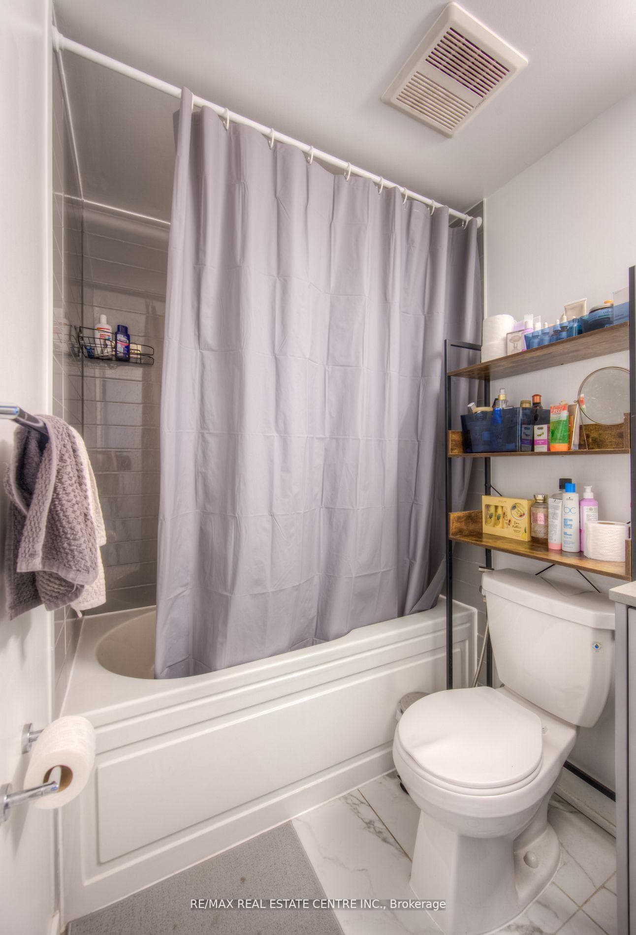 3200 Dakota Common Road Unit B310 - Condo photo 16 of 33 in Burlington, Ontario