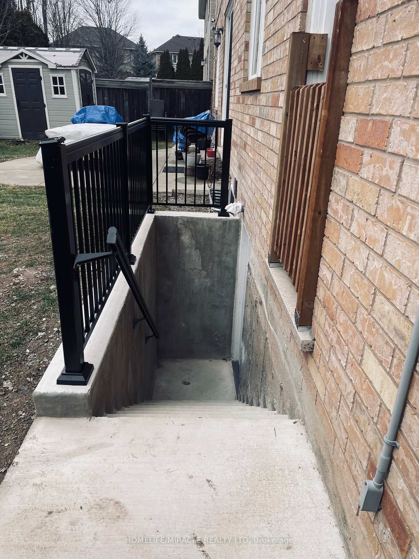 1-2341 Canonridge Circle Unit Bsmt - Detached photo 17 of 17 in Oakville, Ontario