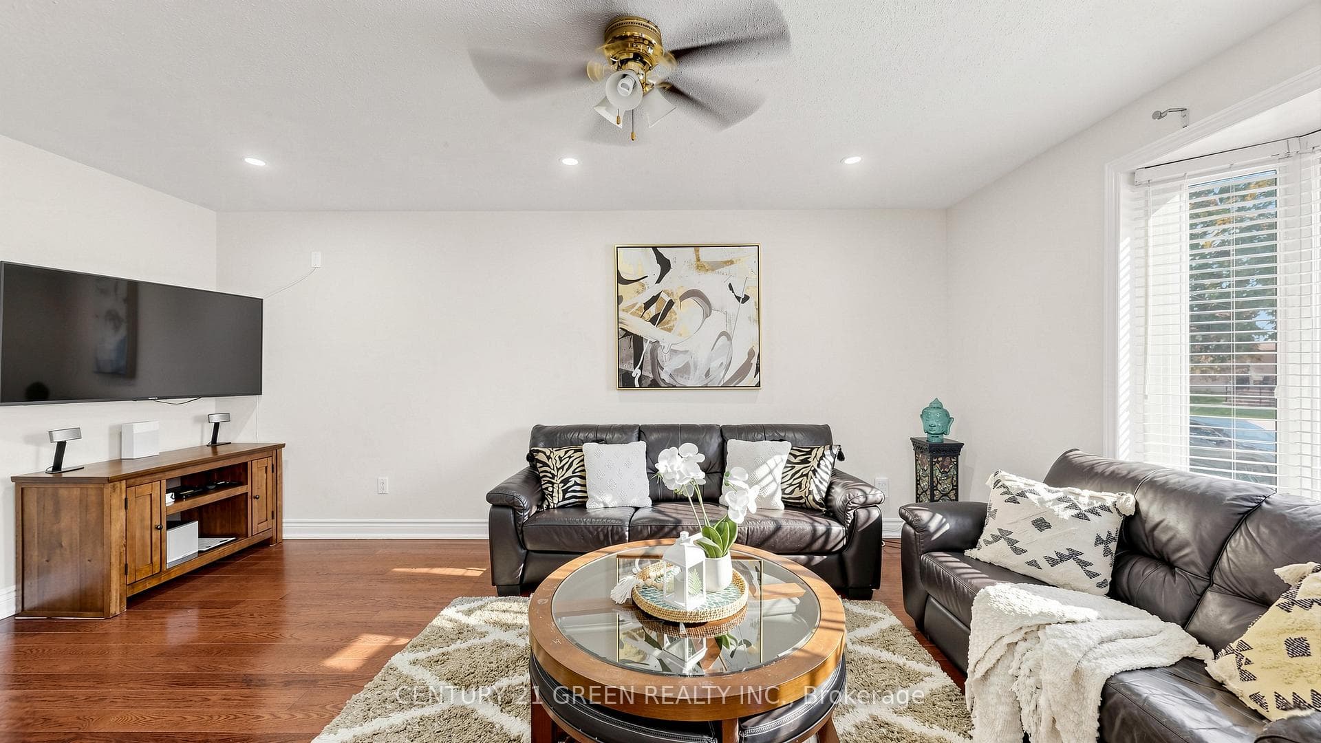 95 Kearney Drive - Detached photo 9 of 45 in Etobicoke (West Mall / Rexdale), Ontario