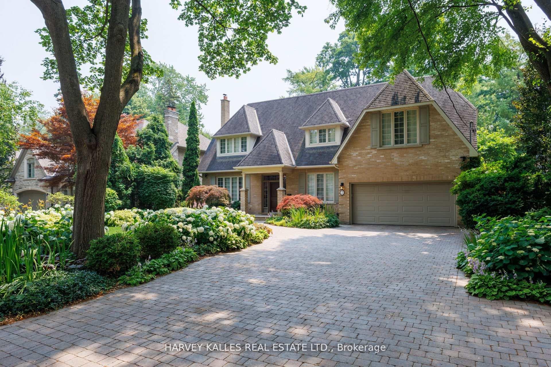 7 ROMNEY Road - Detached photo 4 of 50 in Etobicoke (Islington / Rexdale), Ontario
