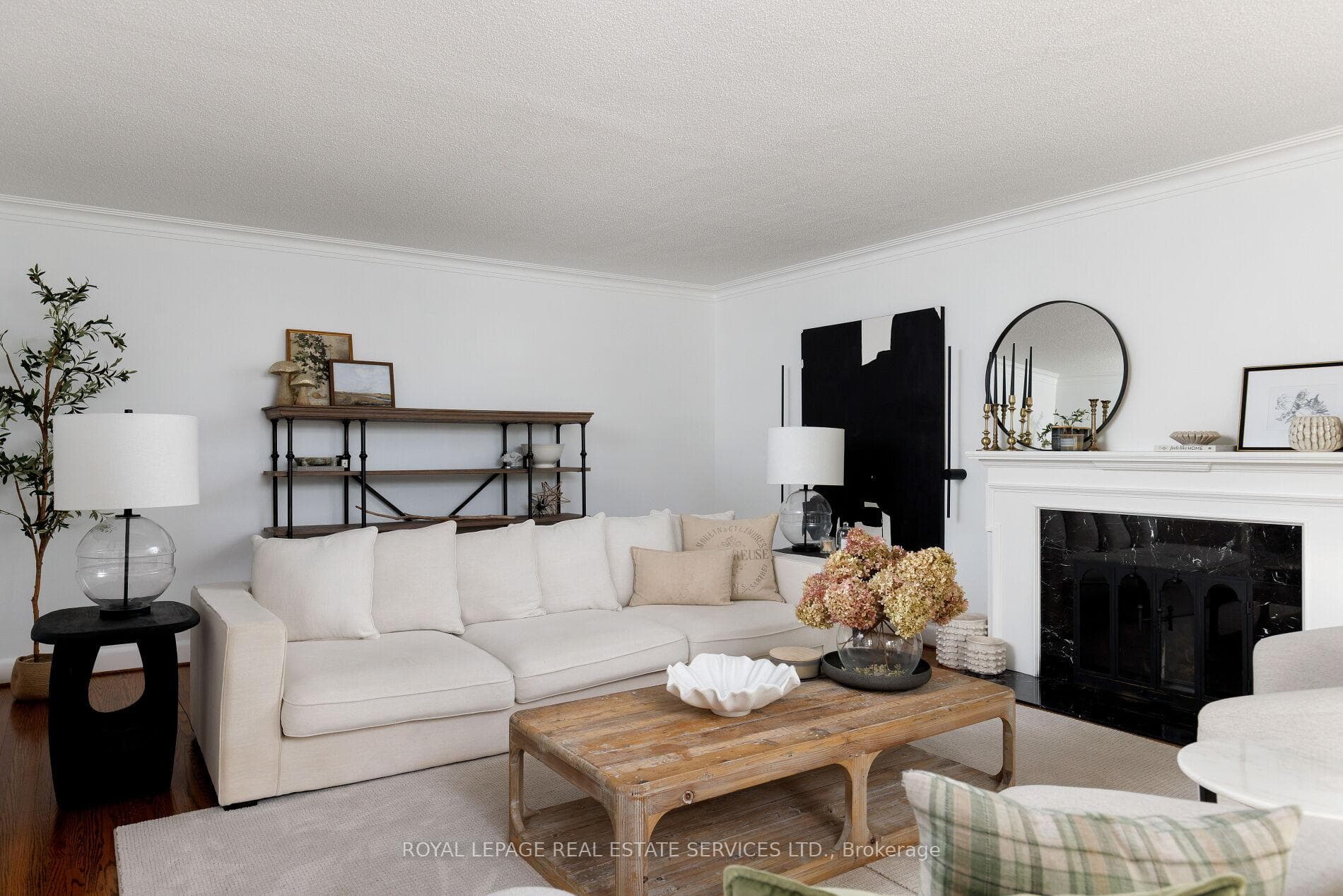 35 Bywood Drive - Detached photo 6 of 45 in Etobicoke (Islington / Rexdale), Ontario