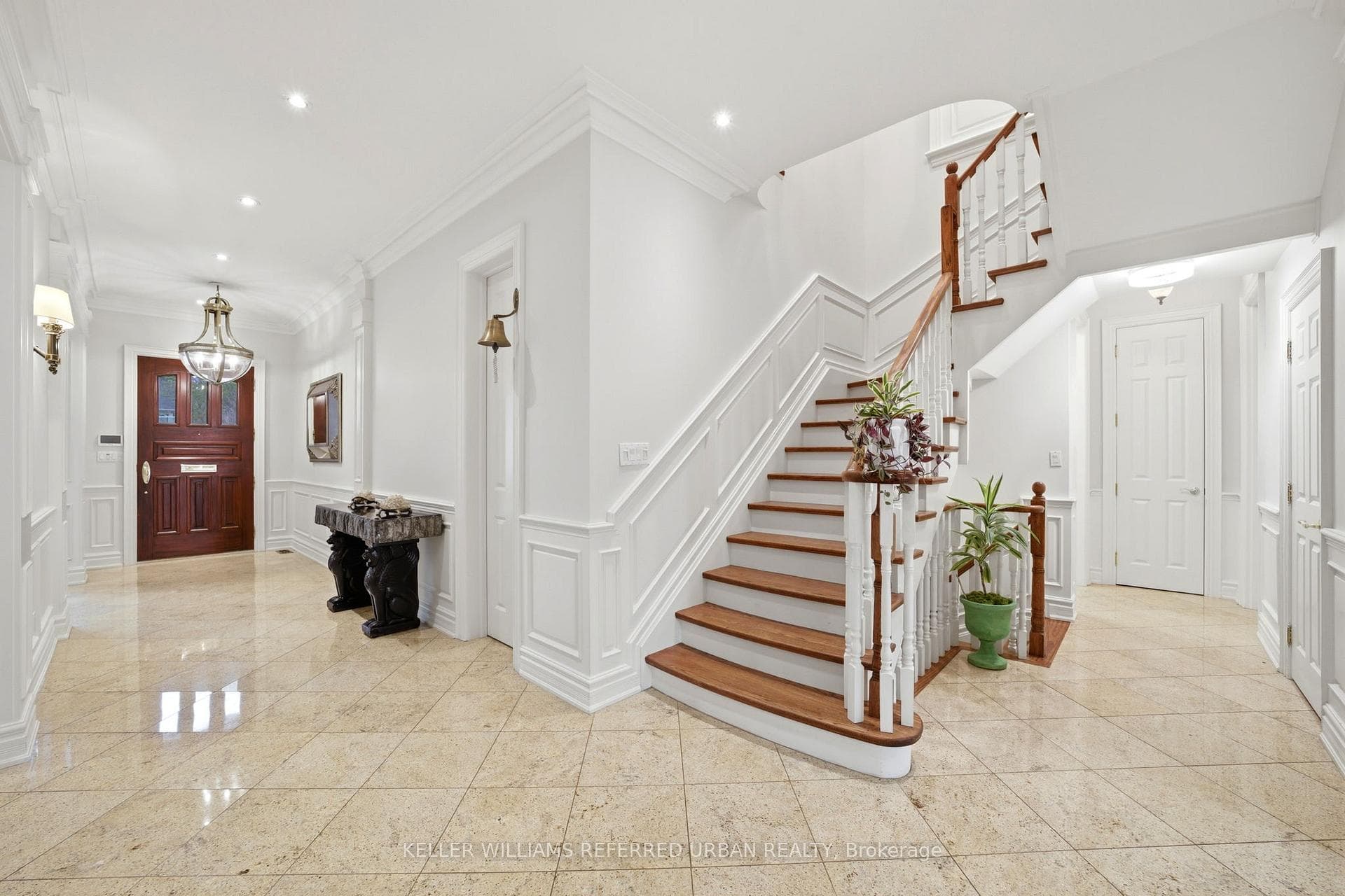 41 Wentworth Avenue - Detached photo 8 of 50 in Thornhill / Willowdale, Ontario