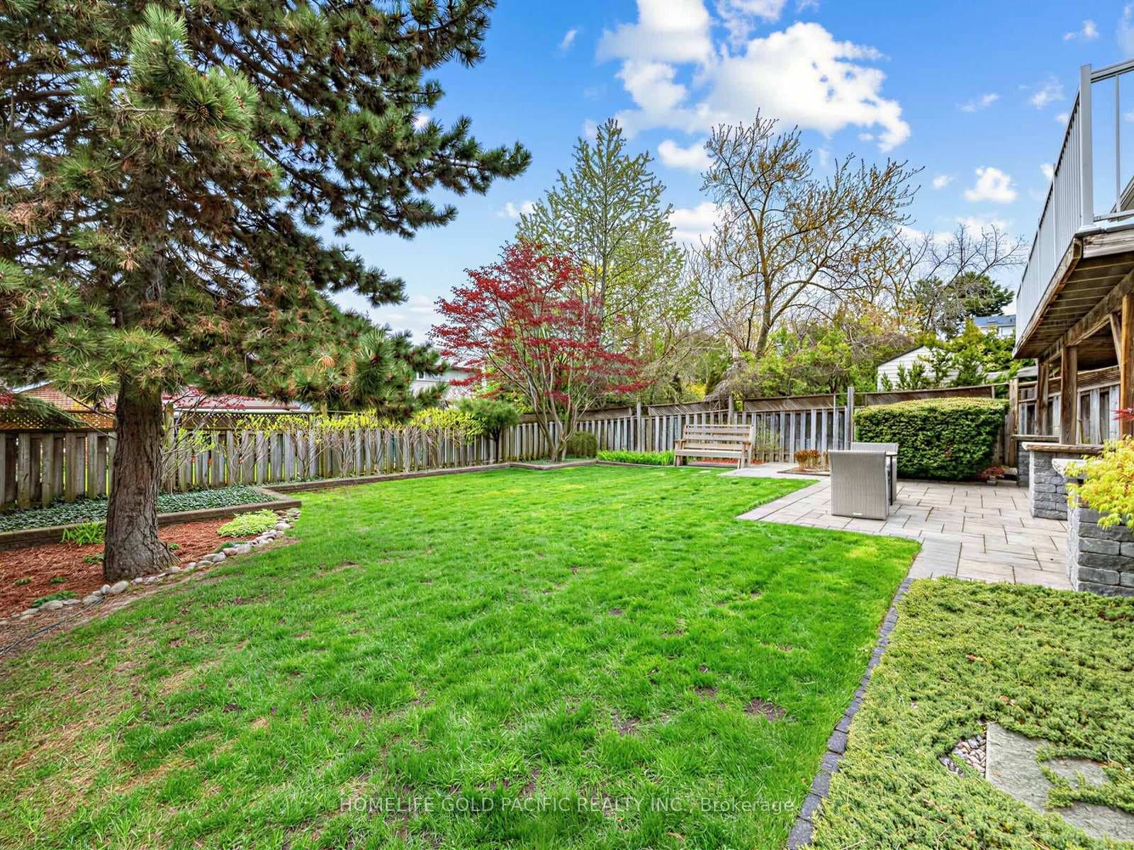 10 O'Shea Crescent - Detached photo 35 of 42 in Hillcrest Village / Bayview Village, Ontario