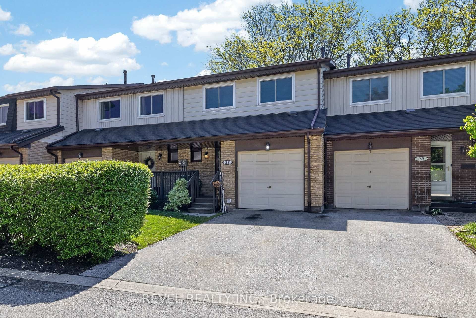 481 Pitfield Road Unit 22 - Condo photo 2 of 45 in Milton, Ontario