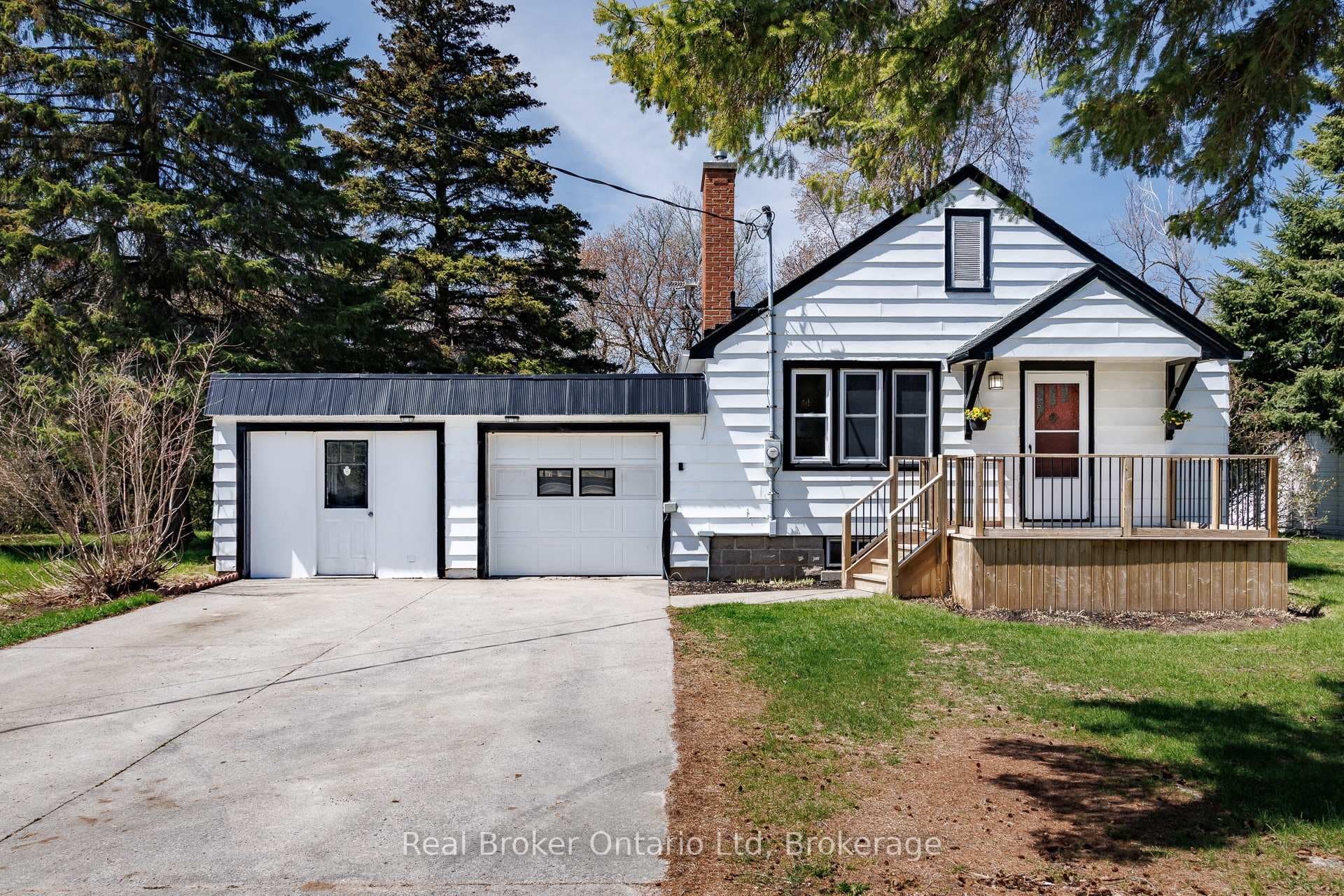 4588 County 45 Road - Detached photo 2 of 34 in Hamilton Township, Ontario