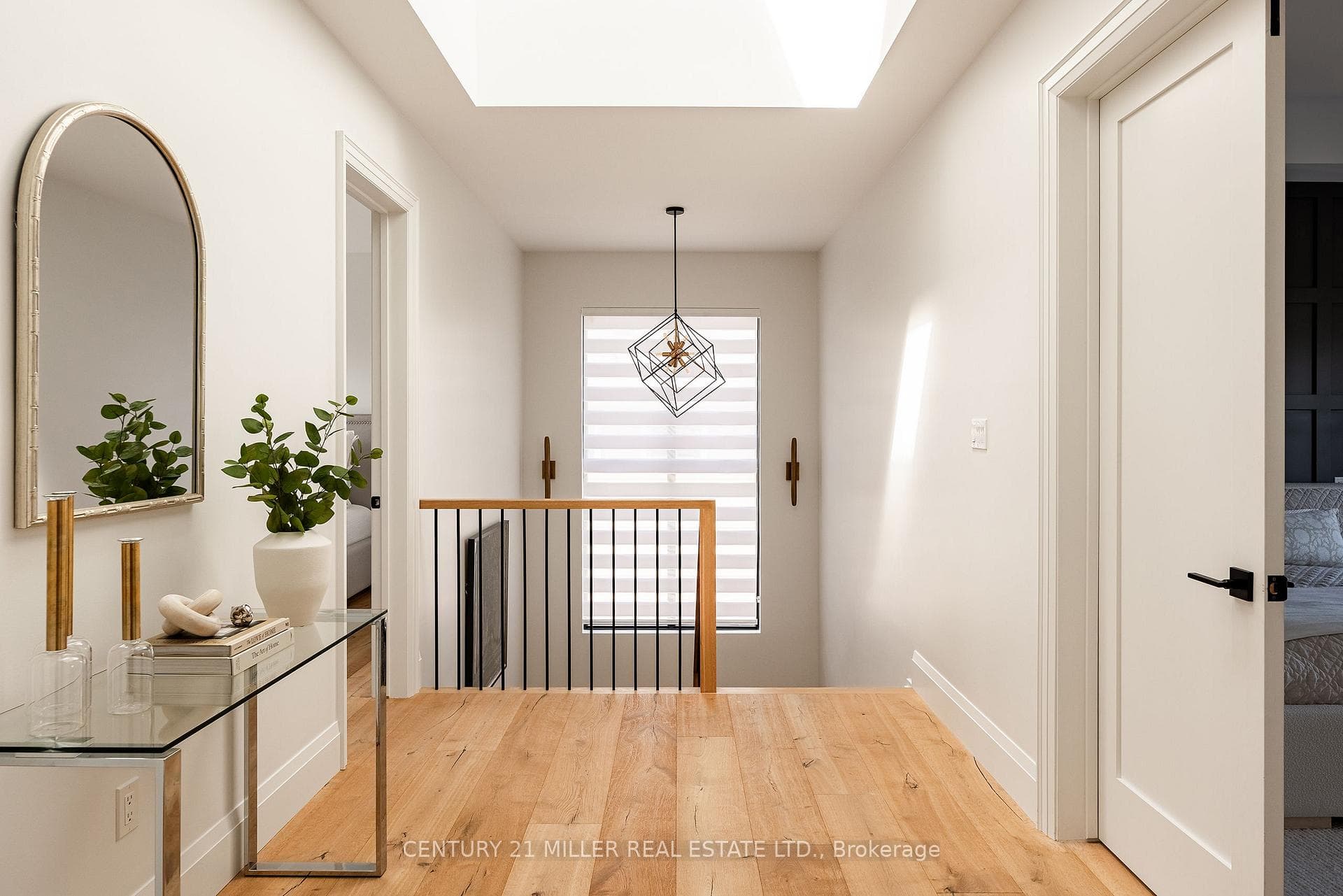 257 Sunrise Crescent - Detached photo 20 of 44 in Oakville, Ontario