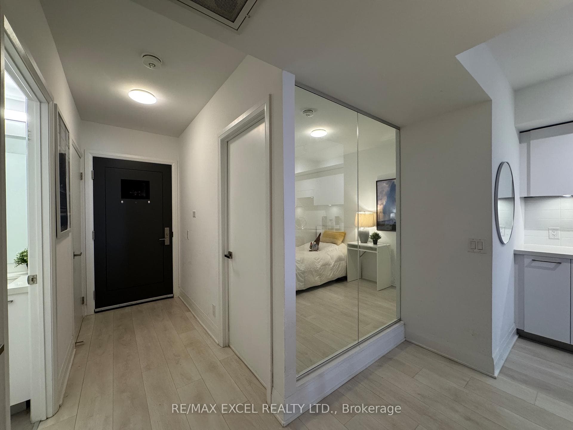 33 Frederick Todd Way Unit 303 - Condo photo 16 of 49 in Flemingdon Park / Don Mills, Ontario