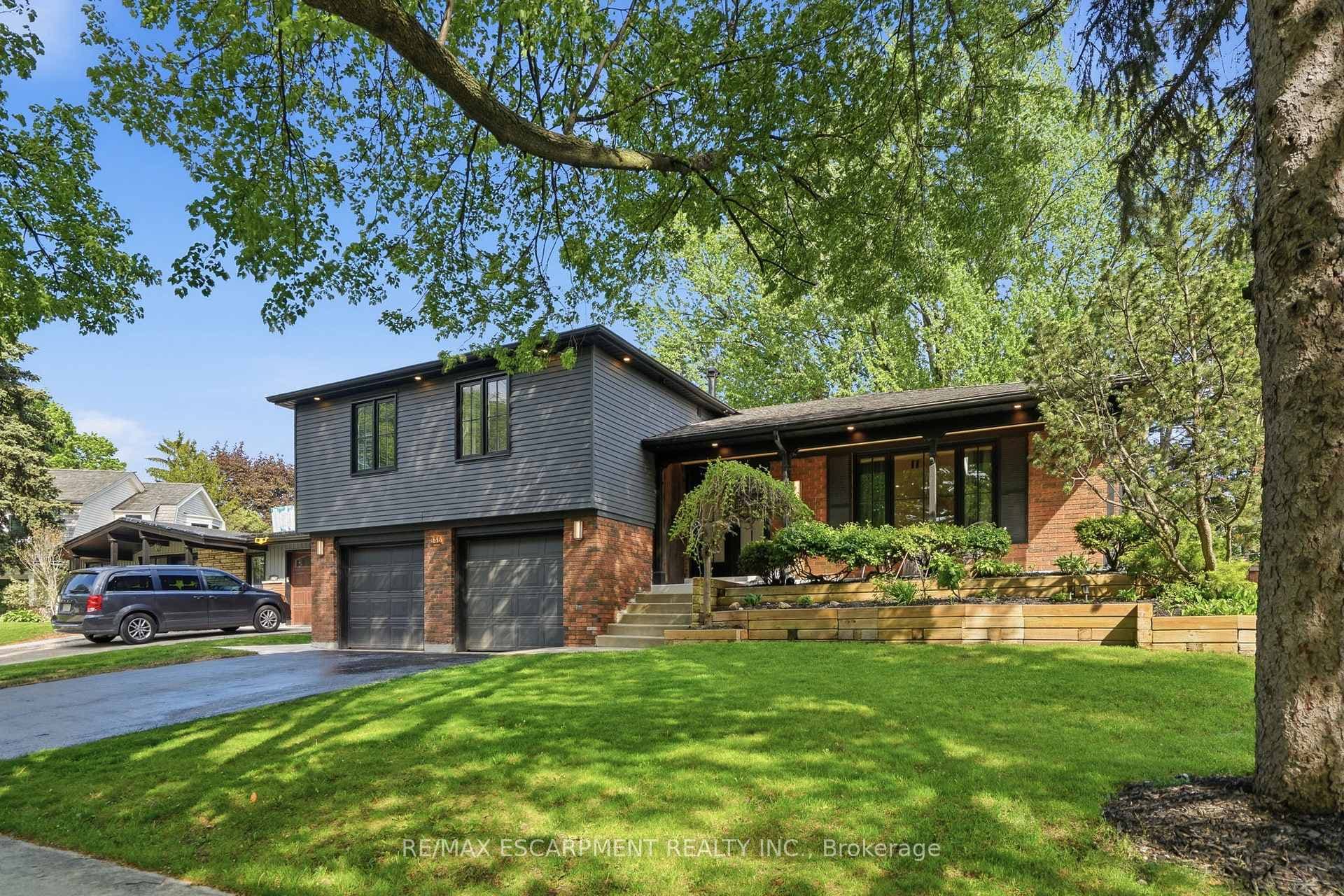 345 Rankin Drive - Detached photo 2 of 50 in Burlington, Ontario