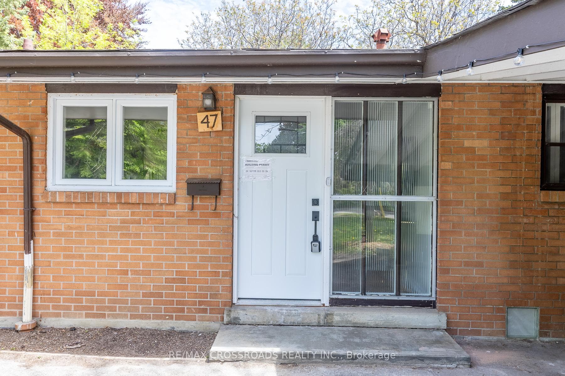 47 Munson Crescent - Detached photo 2 of 49 in Scarborough (West Hill / Highland Creek), Ontario
