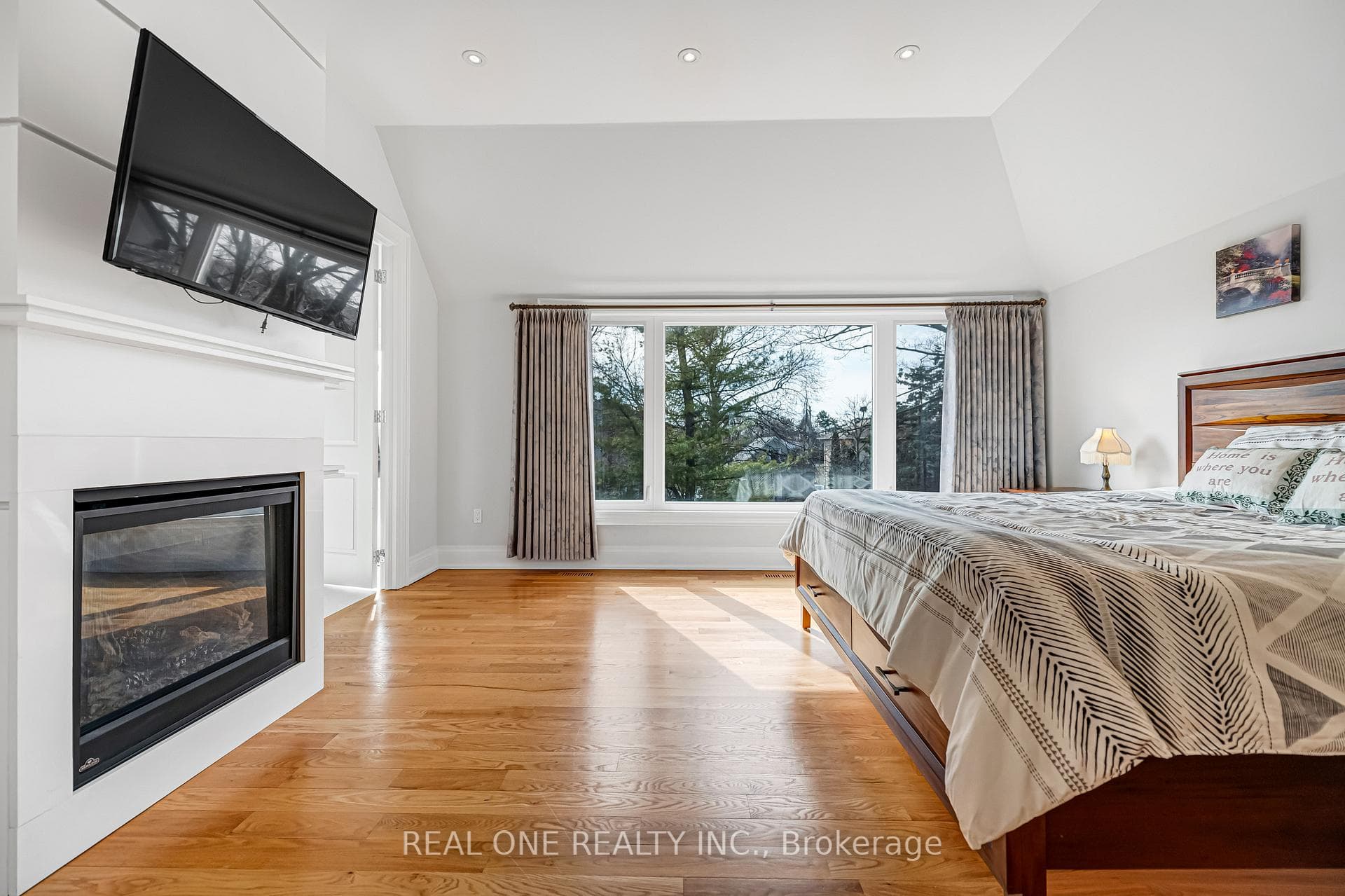 241 Florence Avenue - Detached photo 28 of 50 in Thornhill / Willowdale, Ontario