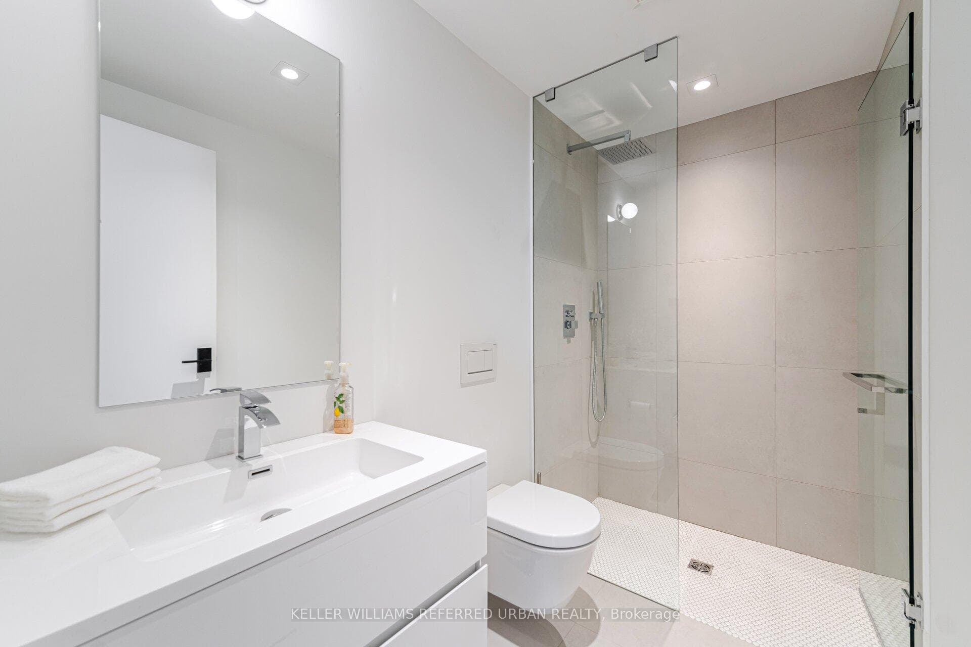1337 Waverly Avenue - New Construction photo 39 of 48 in Oakville, Ontario