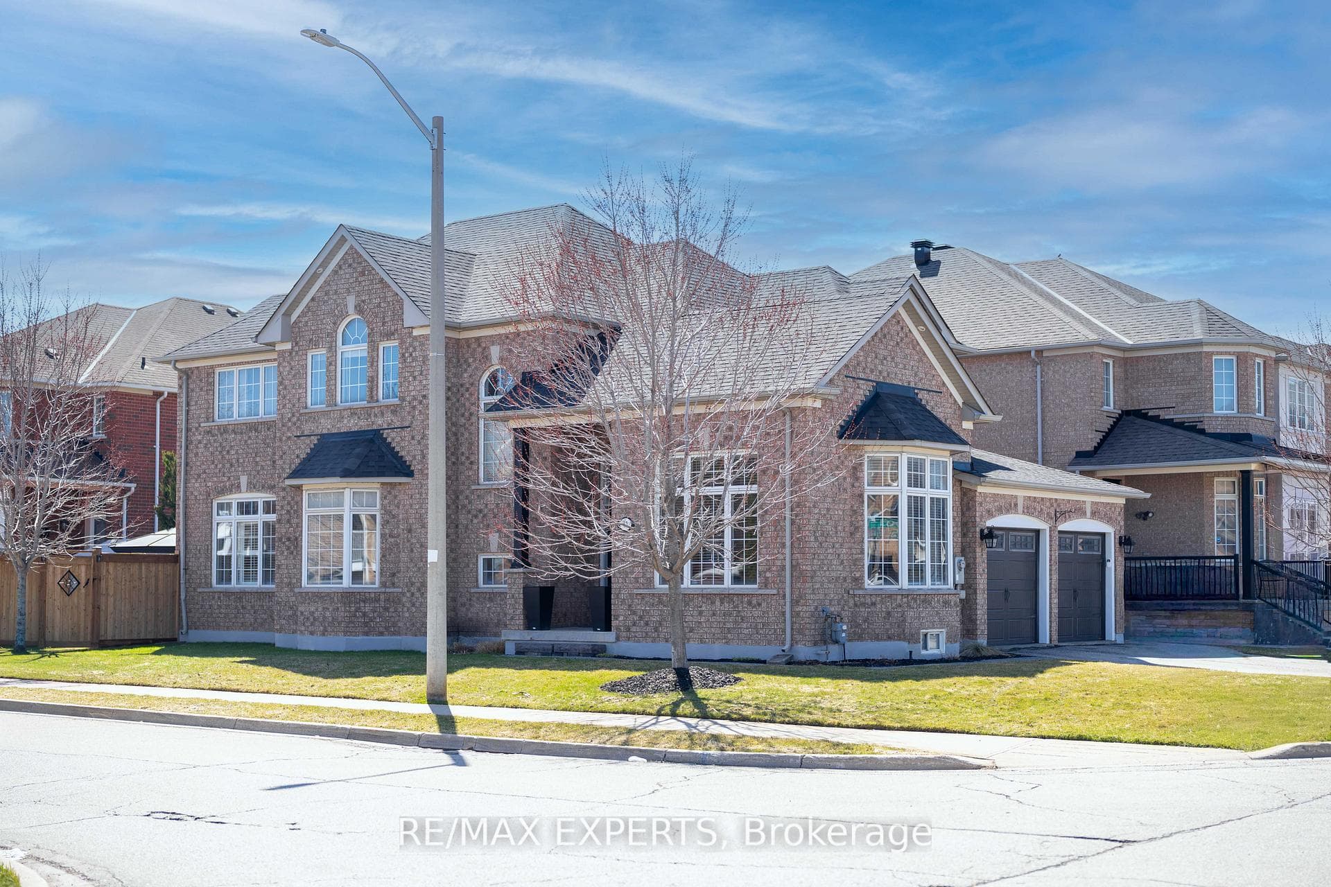 52 Goreridge Crescent - Detached for sale in Mount Pleasant, Ontario