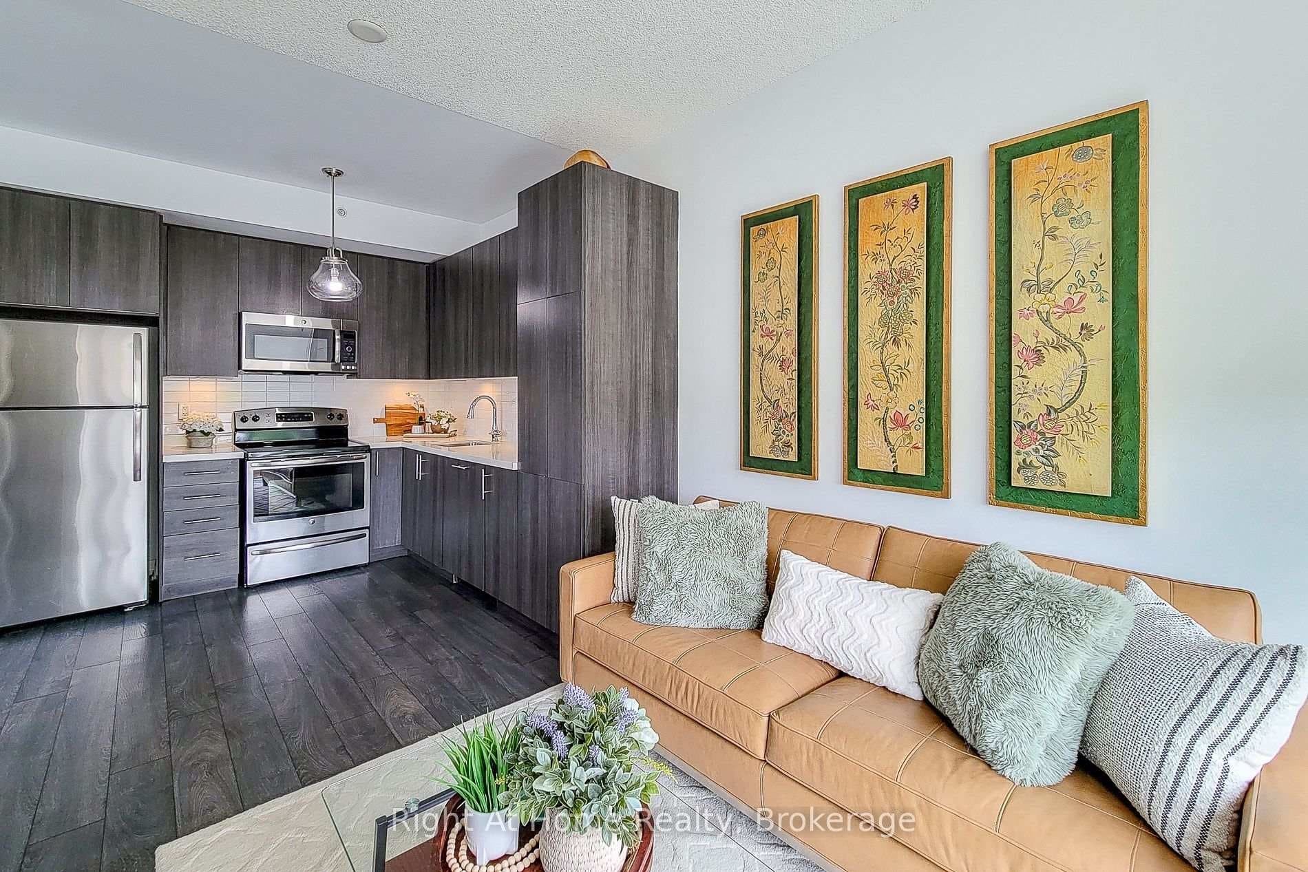1284 Guelph Line Unit 318 - Condo photo 9 of 38 in Burlington, Ontario