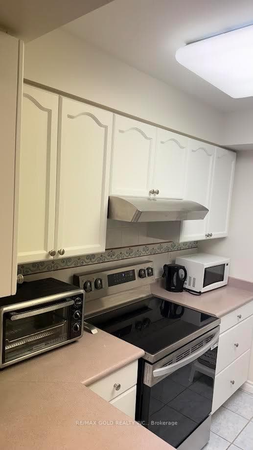 100 Burloak Drive Unit 2411 - Condo photo 15 of 48 in Burlington, Ontario