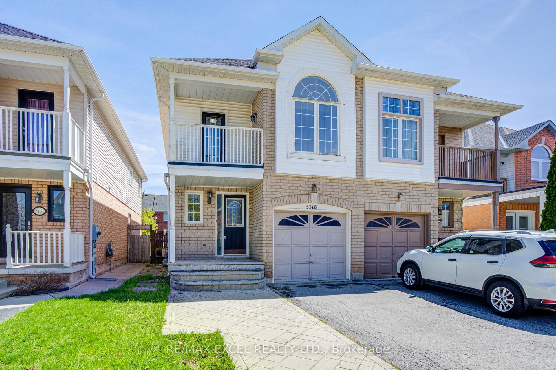 5148 Porter Street - Semi-Detached photo 2 of 48 in Burlington, Ontario