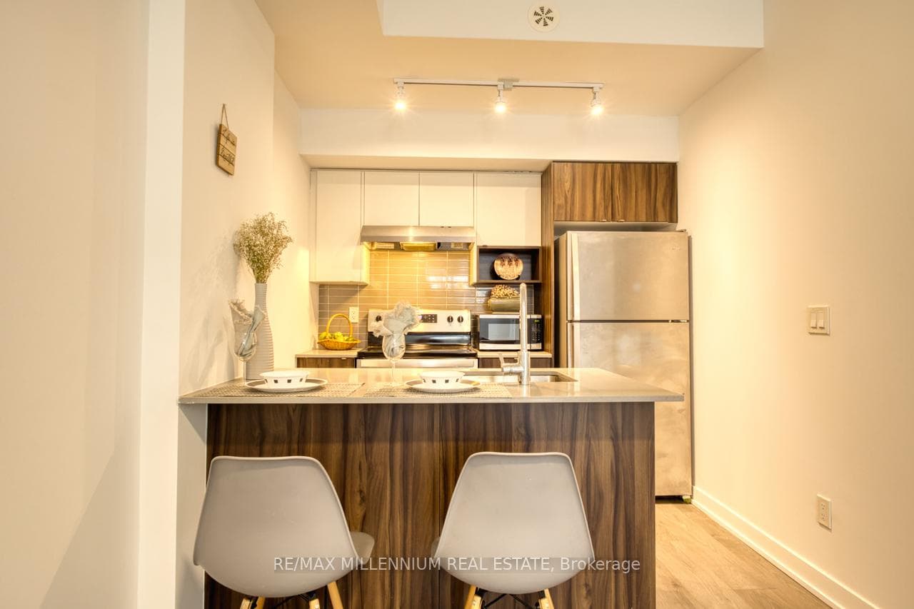 1131 Cooke Boulevard Unit 709 - New Construction photo 9 of 25 in Burlington, Ontario