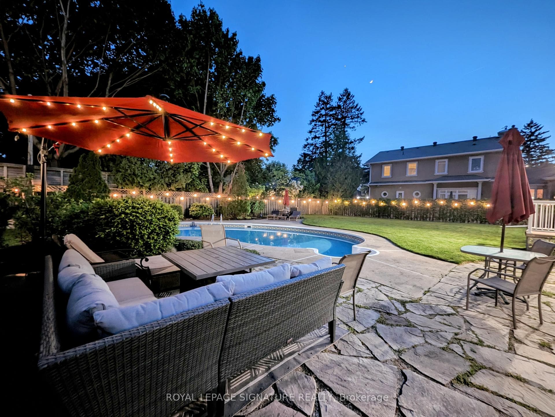 1570 Park Royale Boulevard - Detached photo 38 of 38 in Mississauga, Ontario