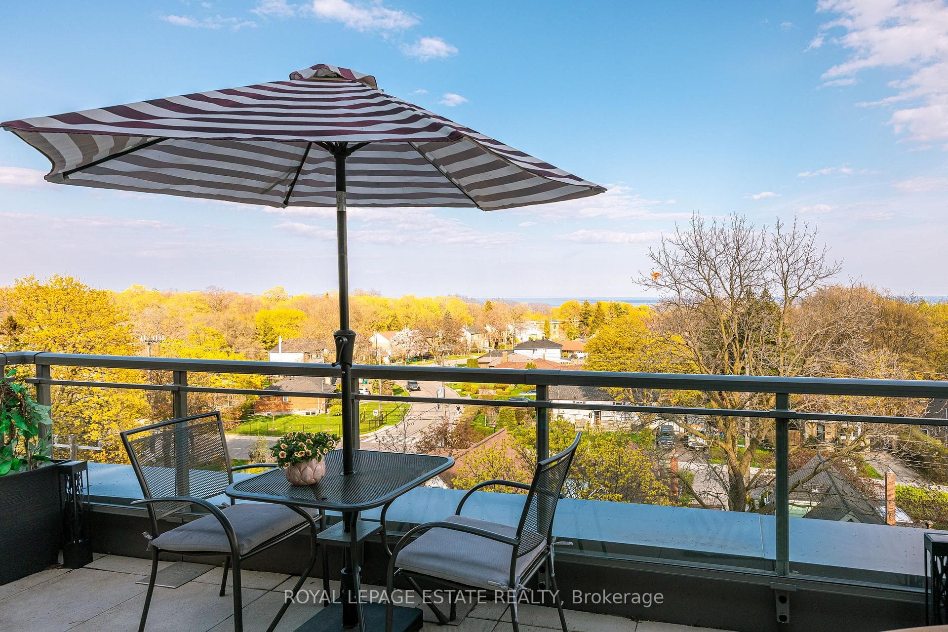 90 Glen Everest Avenue Unit 611 - Condo photo 15 of 22 in Birch Cliff / Cliffside, Ontario