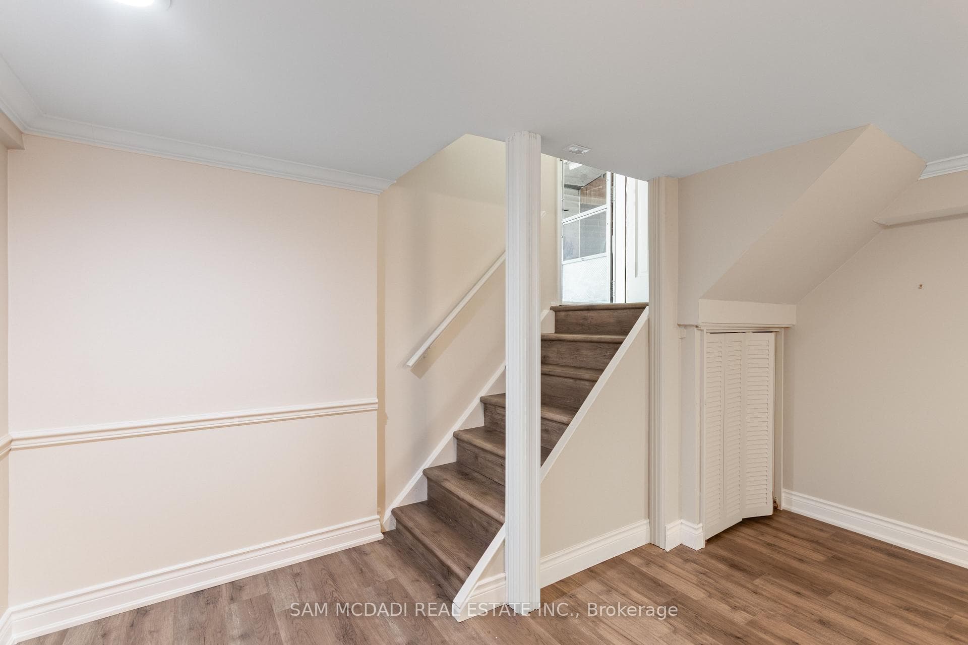1250 Dunbar Road - Detached photo 26 of 41 in Burlington, Ontario