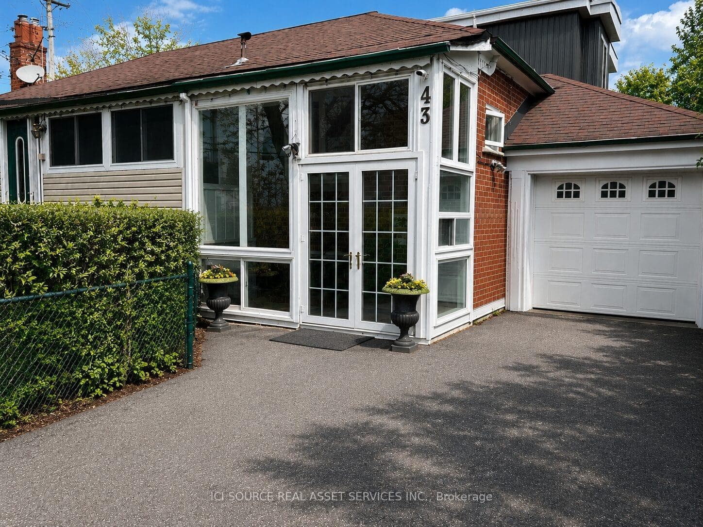 43 Ridgemoor Avenue - home for sale in Birch Cliff / Cliffside, Ontario