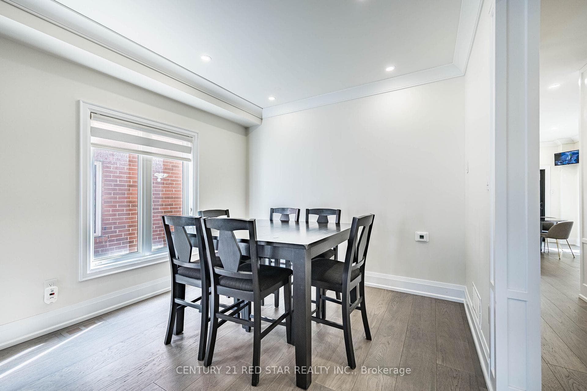396 Derrydale Drive - Detached photo 14 of 48 in Mississauga, Ontario