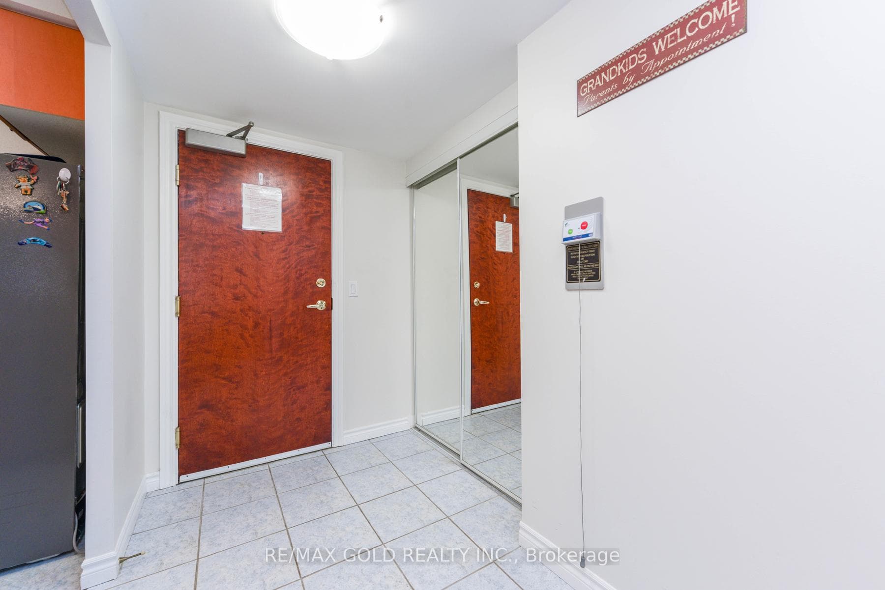 100 Burloak Drive Unit 2411 - Condo photo 7 of 48 in Burlington, Ontario