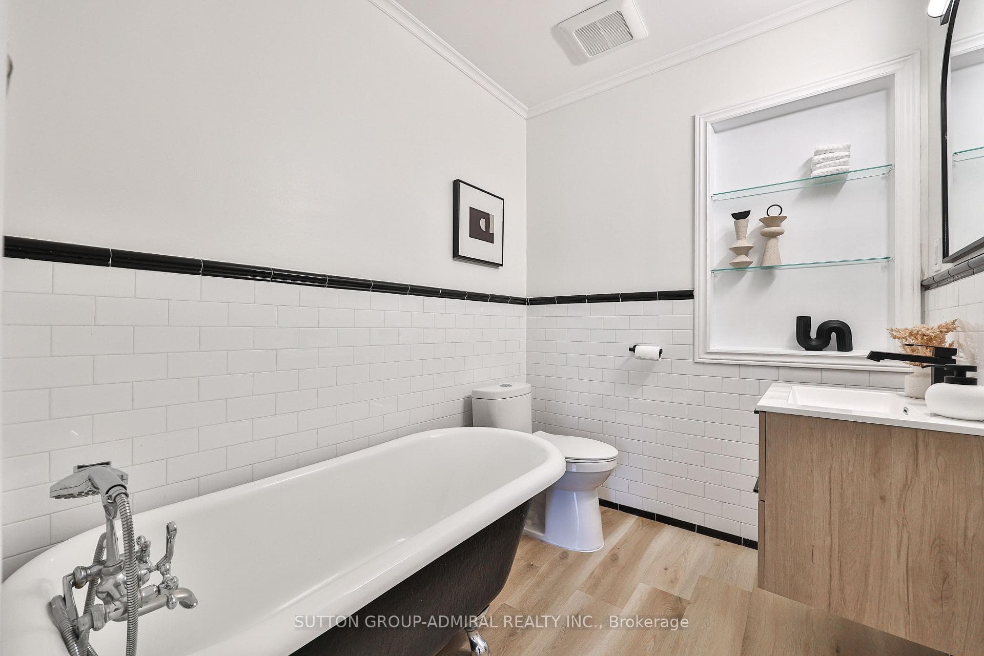 81 Yorkview Drive - Detached photo 17 of 48 in Thornhill / Willowdale, Ontario