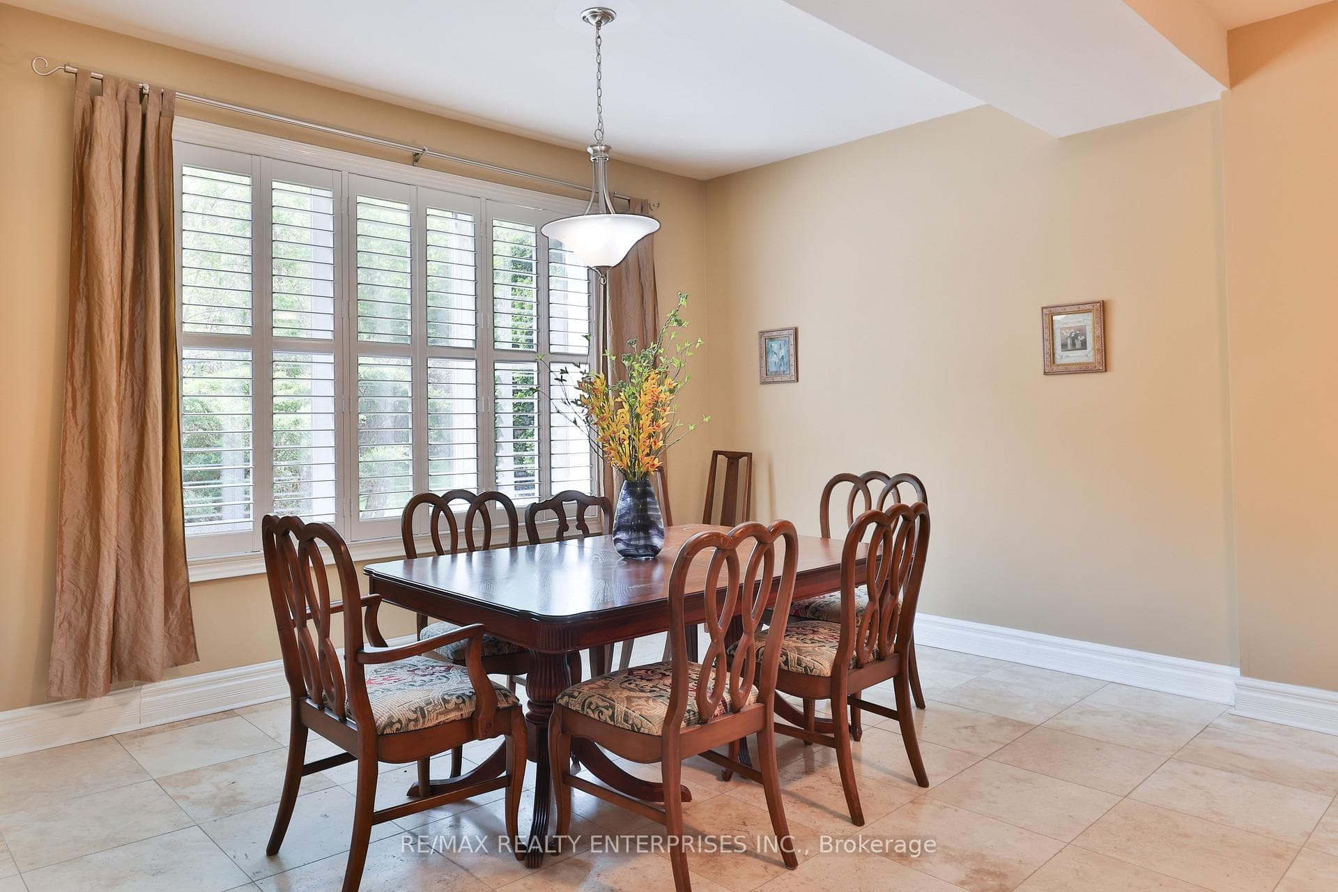 1832 Chesbro Court - Detached photo 33 of 44 in Mississauga, Ontario