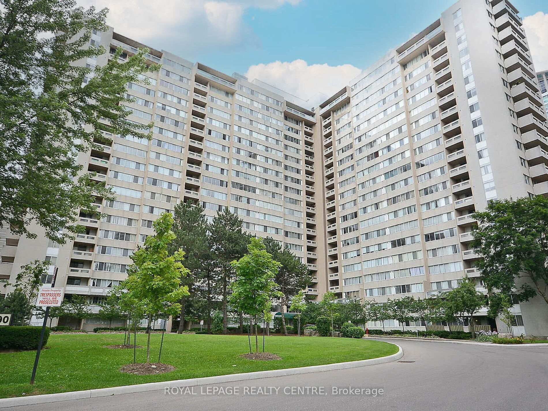 3590 Kaneff Crescent Unit 1604 - Condo for sale in Erin Mills, Ontario