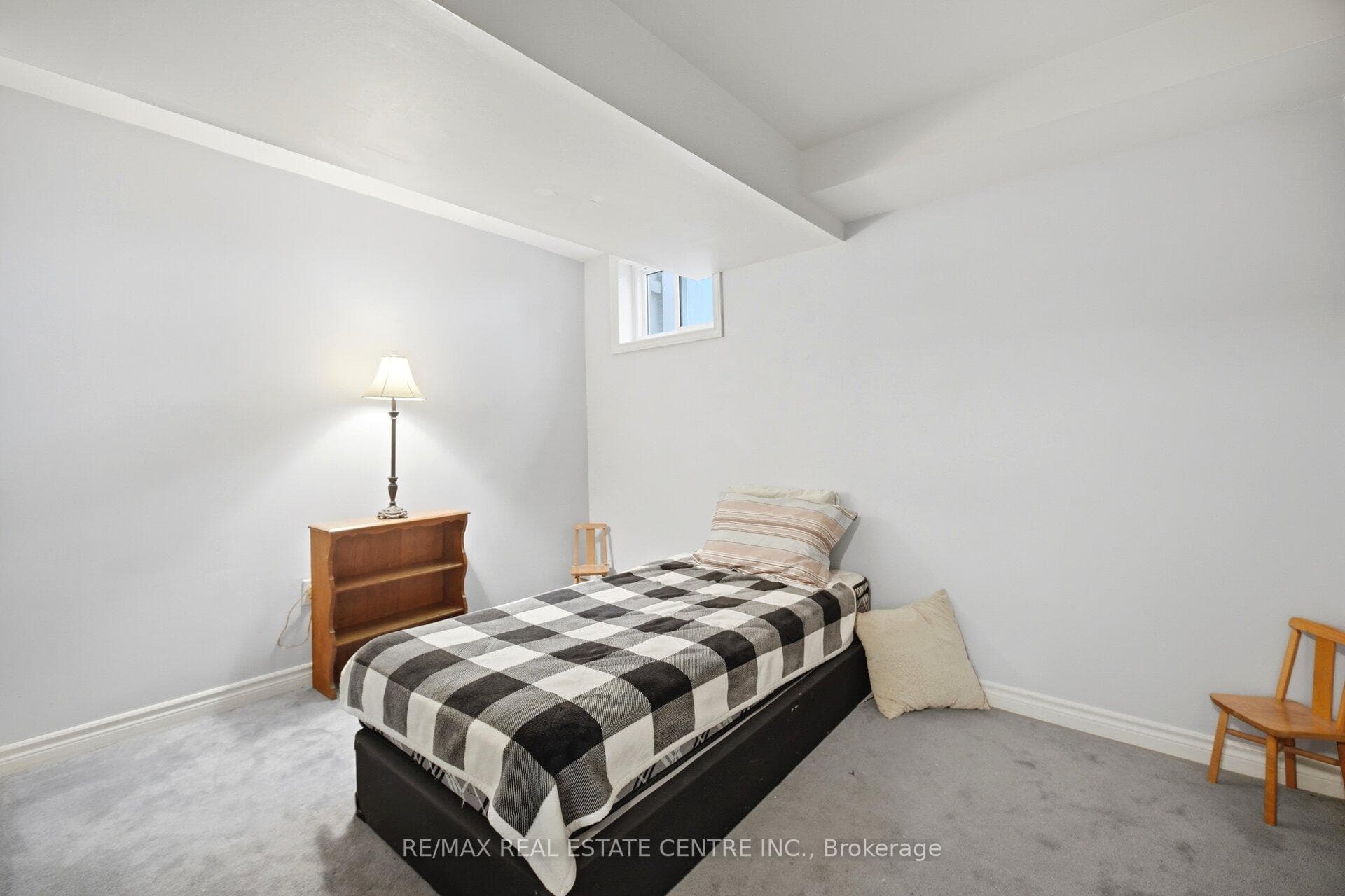 2800 Bucklepost Crescent - Semi-Detached photo 32 of 46 in Mississauga, Ontario