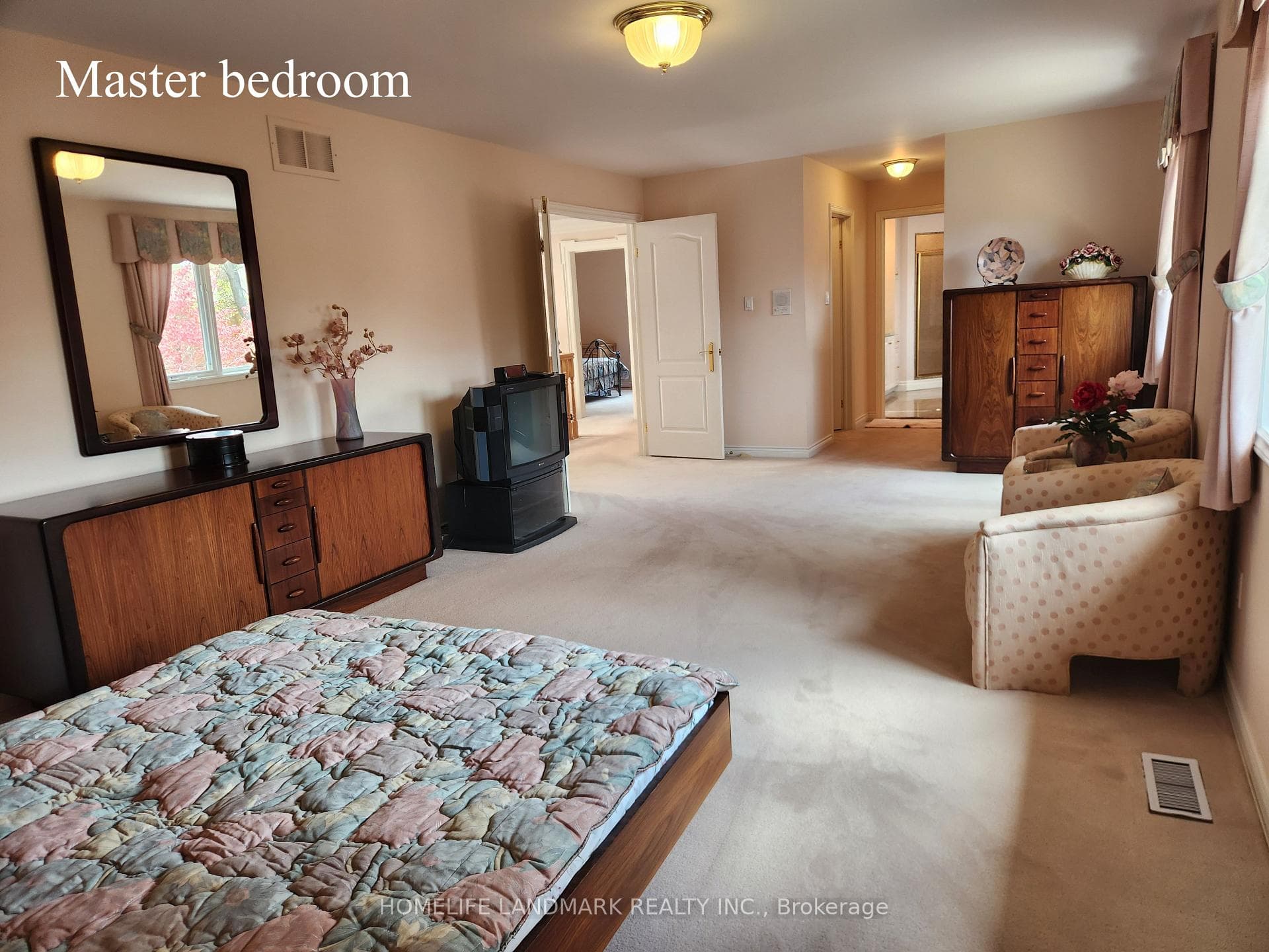16 Lawnview Drive - Detached photo 27 of 50 in Willowdale / Newtonbrook, Ontario