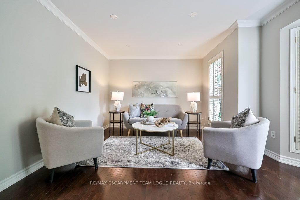 145 Westchester Road - Detached photo 8 of 50 in Oakville, Ontario
