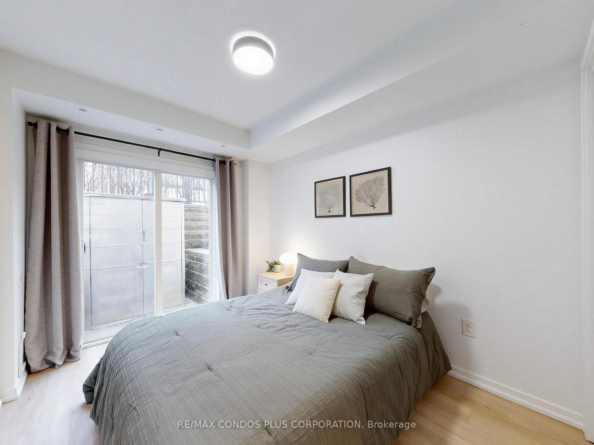 29 Florence Wyle Lane Unit 38 - Condo photo 34 of 43 in Riverdale / Leslieville, Ontario