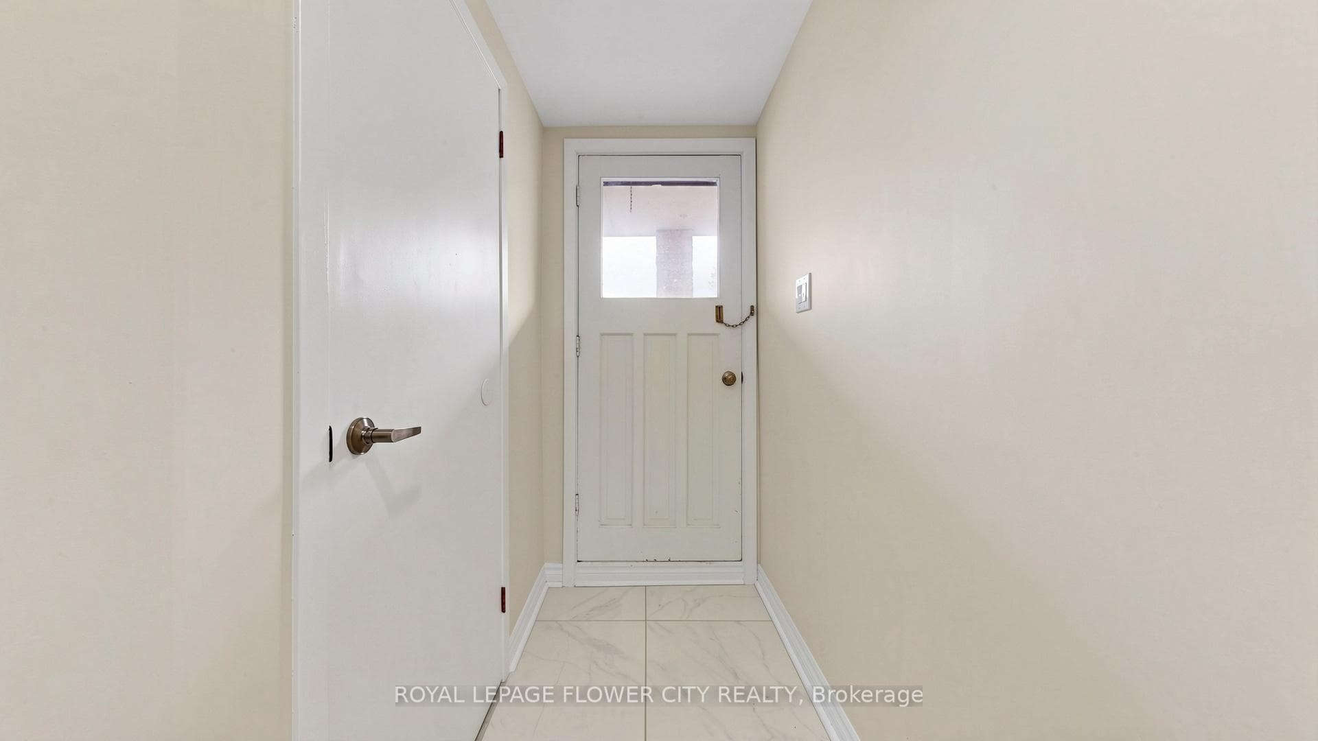 307 Royal Salisbury Way - Semi-Detached photo 28 of 48 in Brampton, Ontario