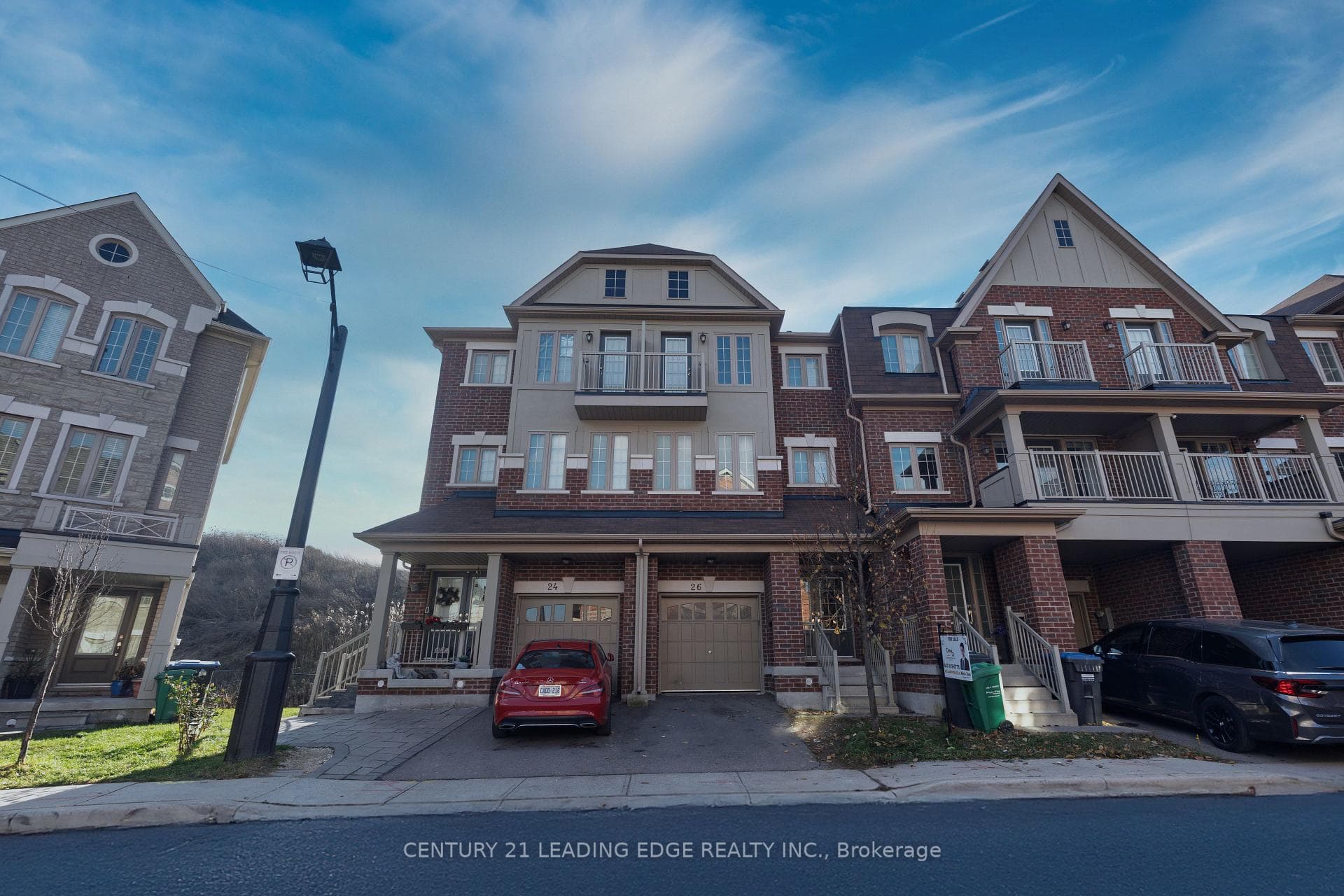 26 SHIFF Crescent - home for sale in Brampton, Ontario