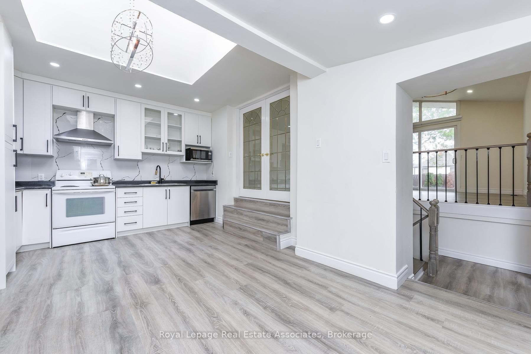 665 Kipling Avenue - Commercial photo 16 of 43 in Etobicoke (Islington / Rexdale), Ontario