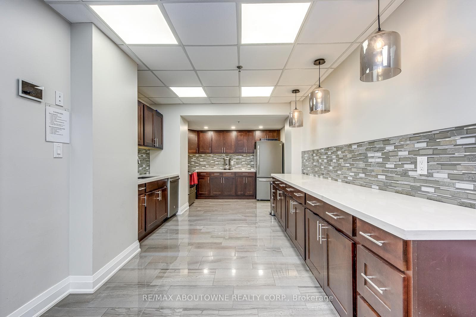 1270 Maple Crossing Boulevard Unit 1705 - Condo photo 44 of 44 in Burlington, Ontario