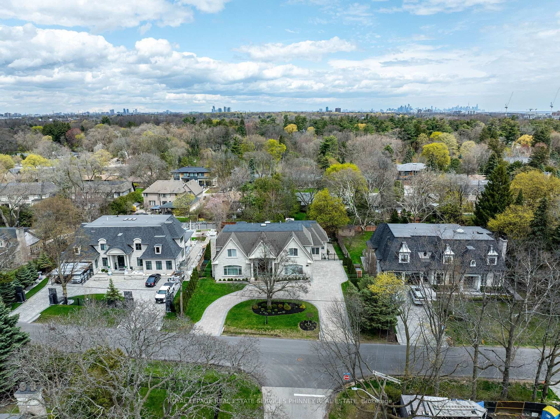 1511 Broadmoor Avenue - Detached photo 1 of 50 in Mississauga, Ontario