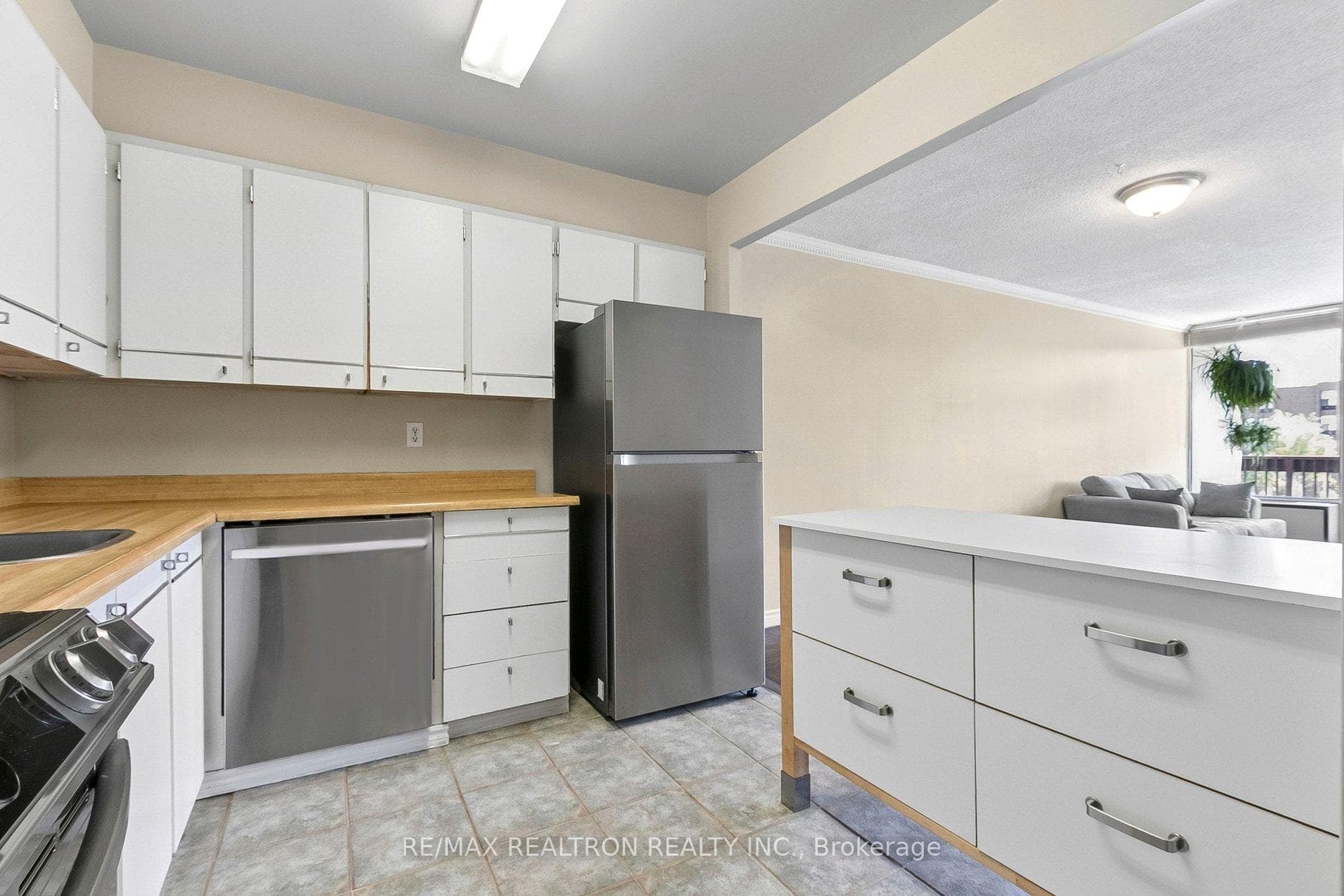 10 Fashion Roseway N/A Unit 306 - Condo photo 17 of 32 in Willowdale / Newtonbrook, Ontario