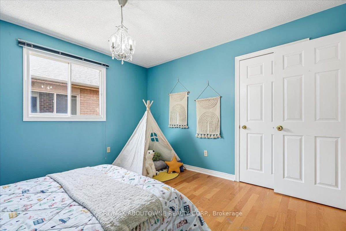 2055 Blacksmith Lane - Detached photo 32 of 49 in Oakville, Ontario