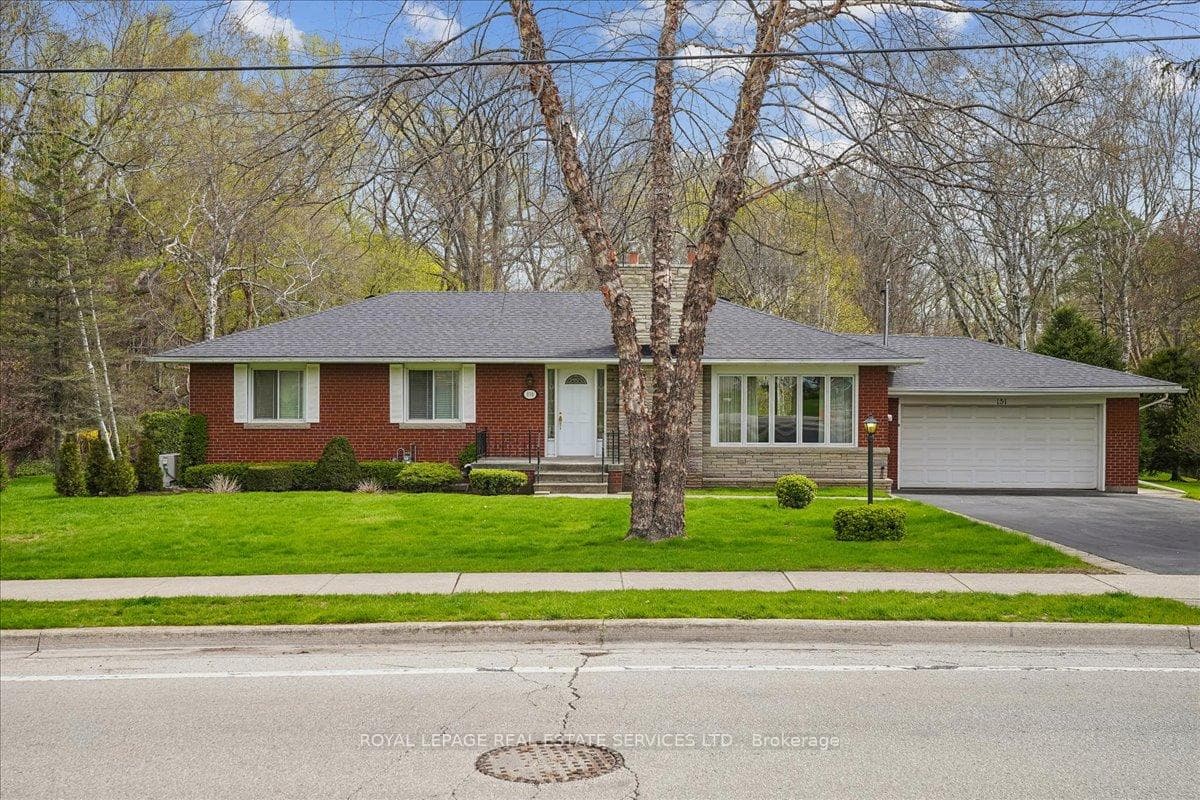 151 Wedgewood Drive - Detached photo 1 of 36 in Oakville, Ontario