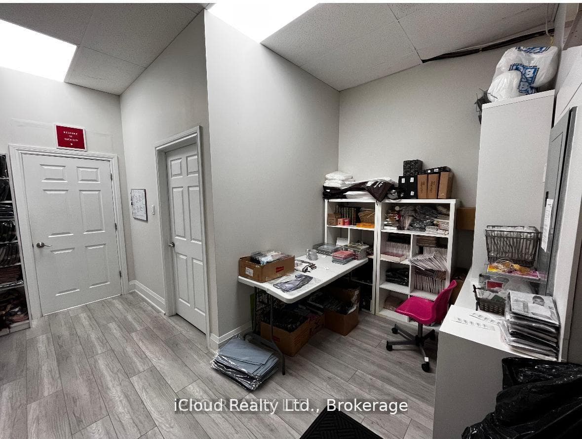 2645 Liruma Road Unit 5 - Commercial photo 5 of 9 in Mississauga, Ontario