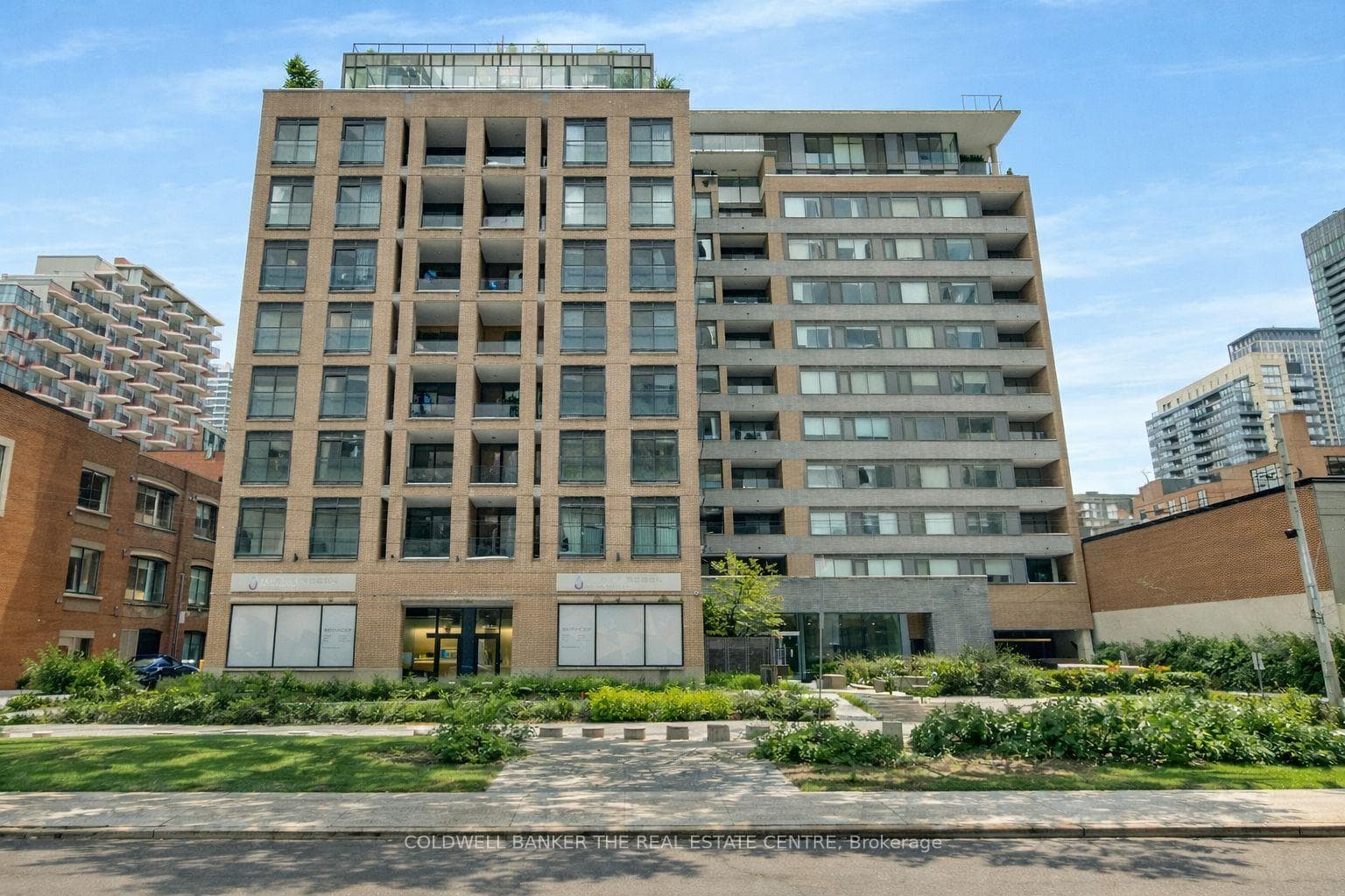 400 Wellington Street Unit 802 - home for sale in Downtown Toronto / Waterfront, Ontario