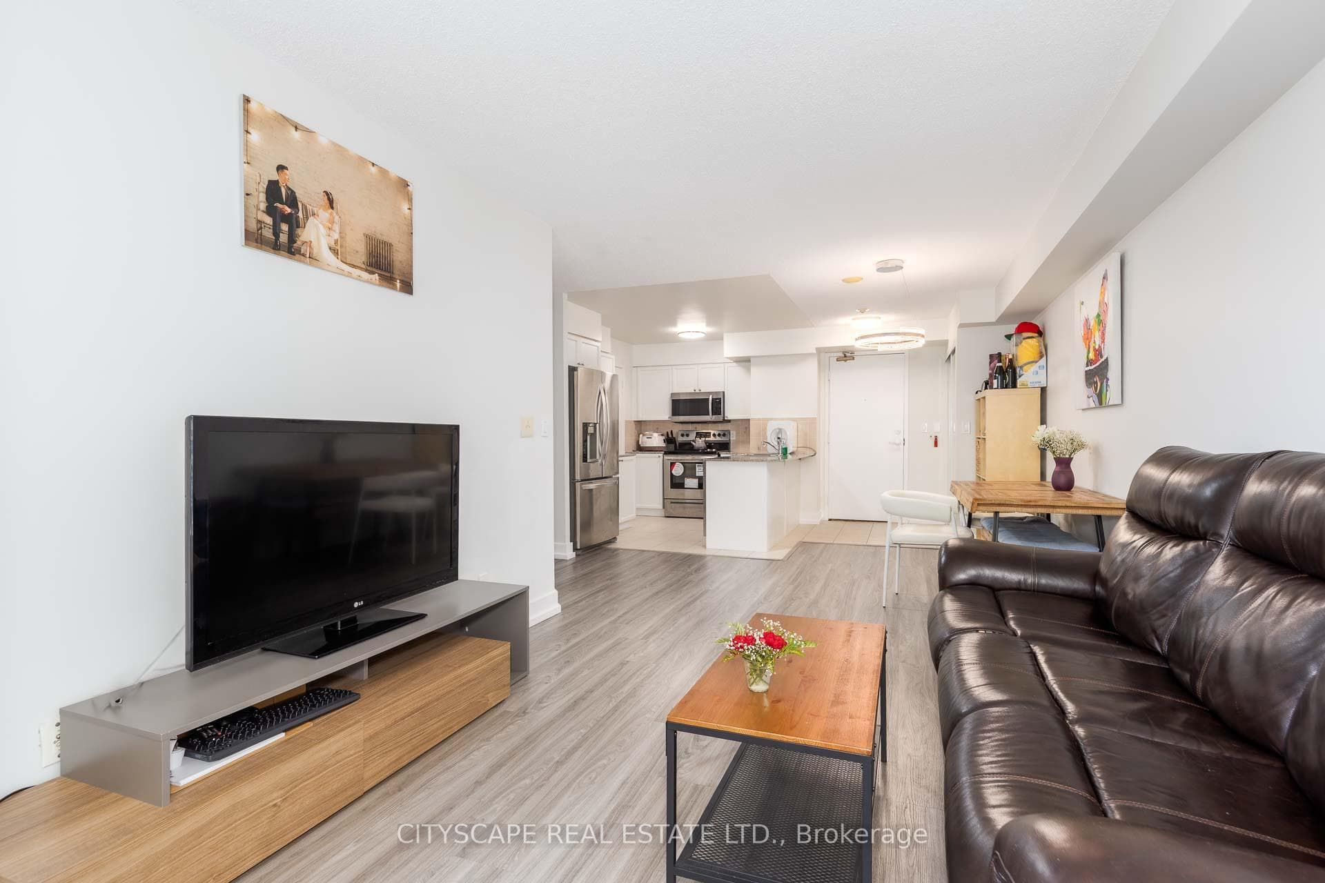 5940 Yonge Street Unit 609 - Condo photo 19 of 20 in Thornhill / Willowdale, Ontario